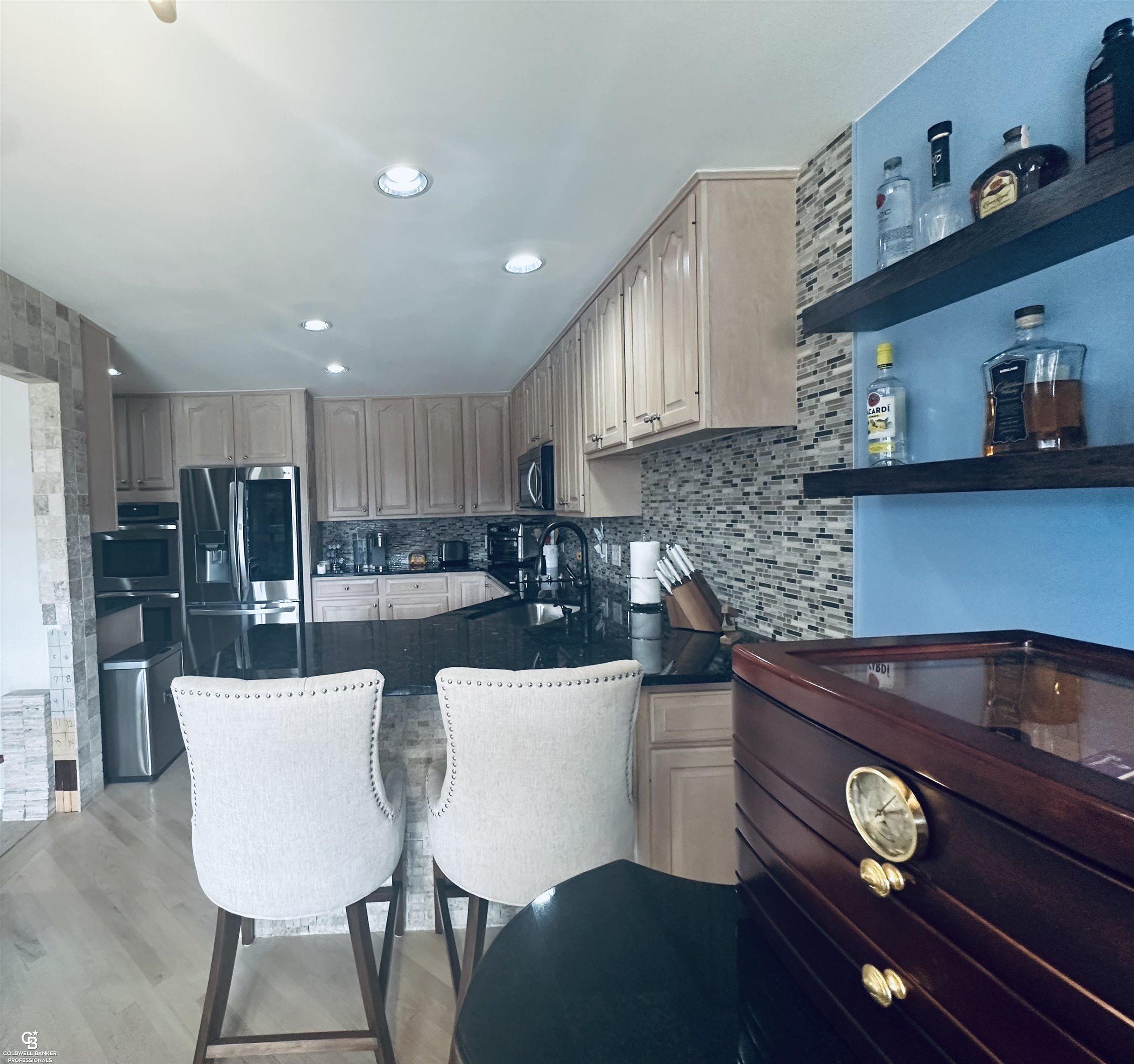 26301 Harbour Pointe Dr N Drive, Harrison Twp, MI, 48045-3298