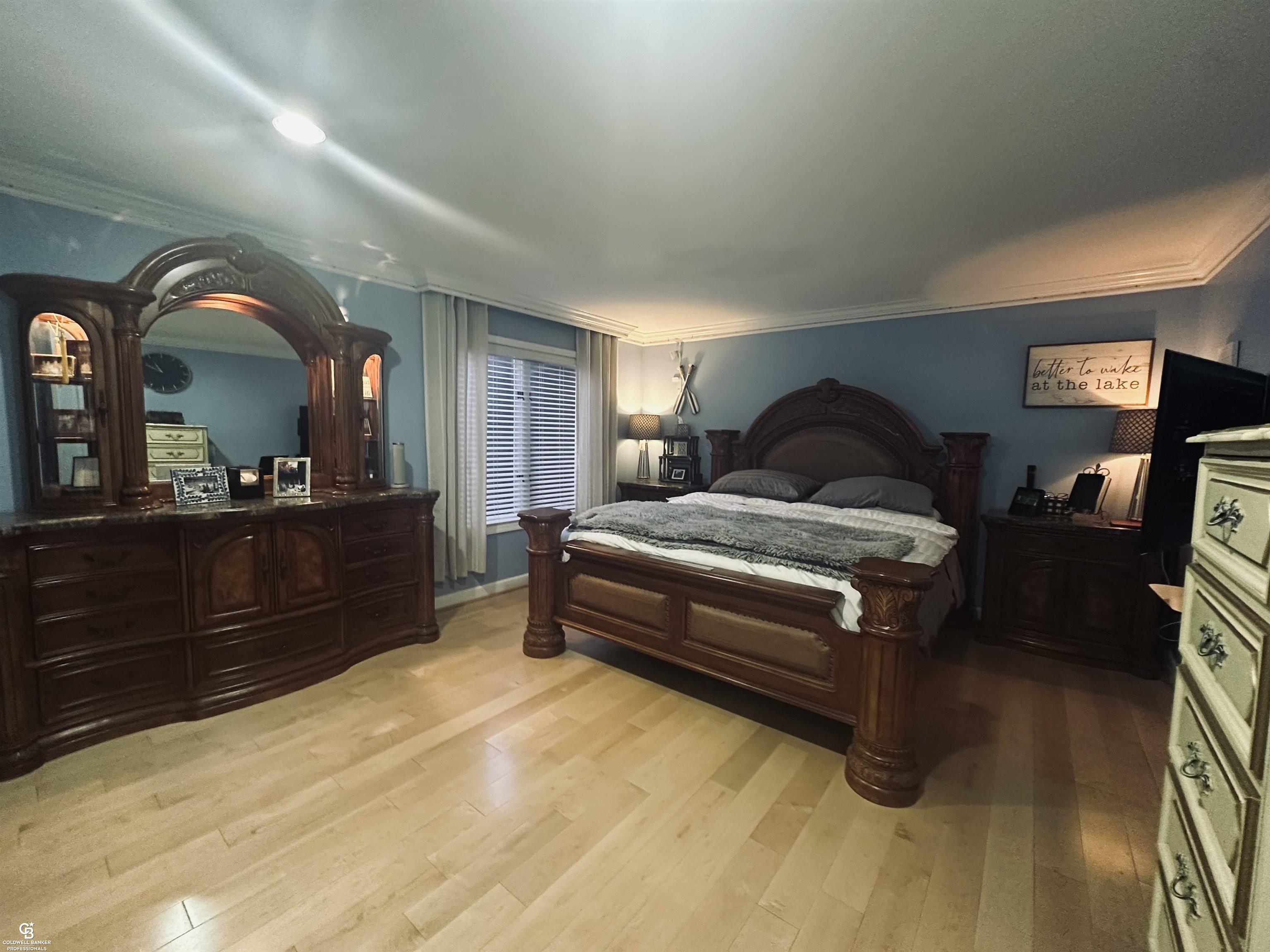 26301 Harbour Pointe Dr N Drive, Harrison Twp, MI, 48045-3298