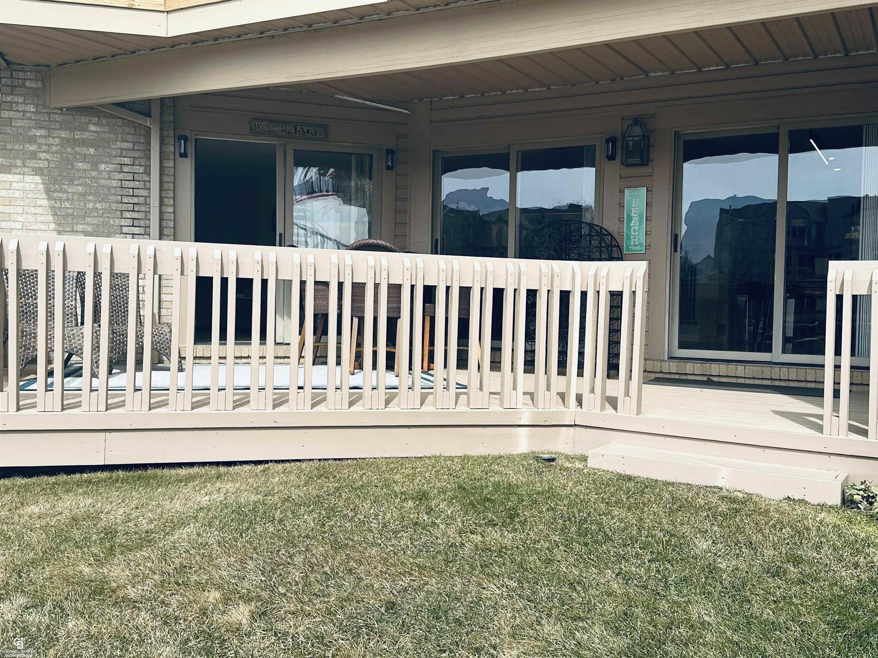 26301 Harbour Pointe Dr N Drive, Harrison Twp, MI, 48045-3298