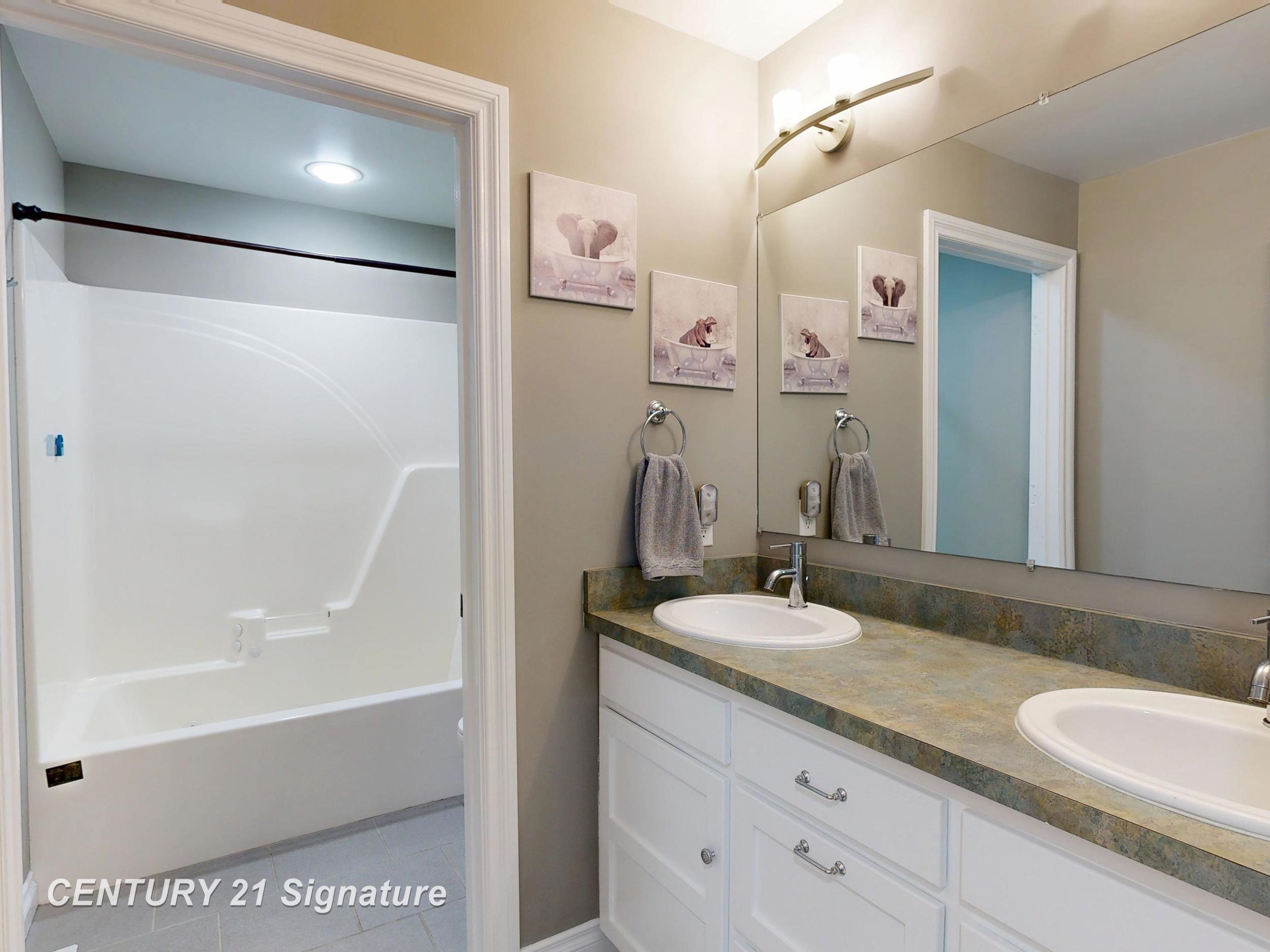 2777 Hospital Road, Saginaw, MI, 48603