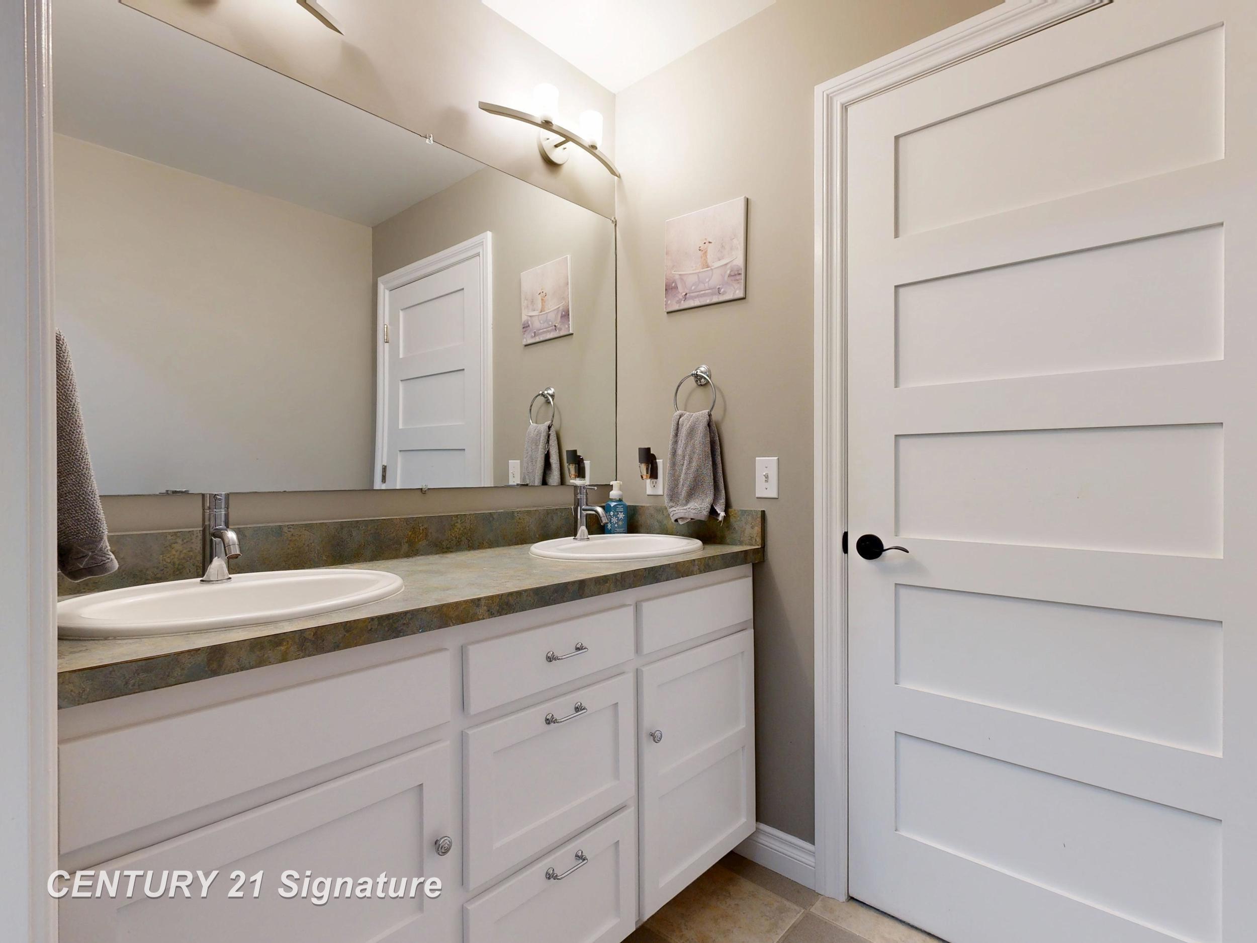 2777 Hospital Road, Saginaw, MI, 48603