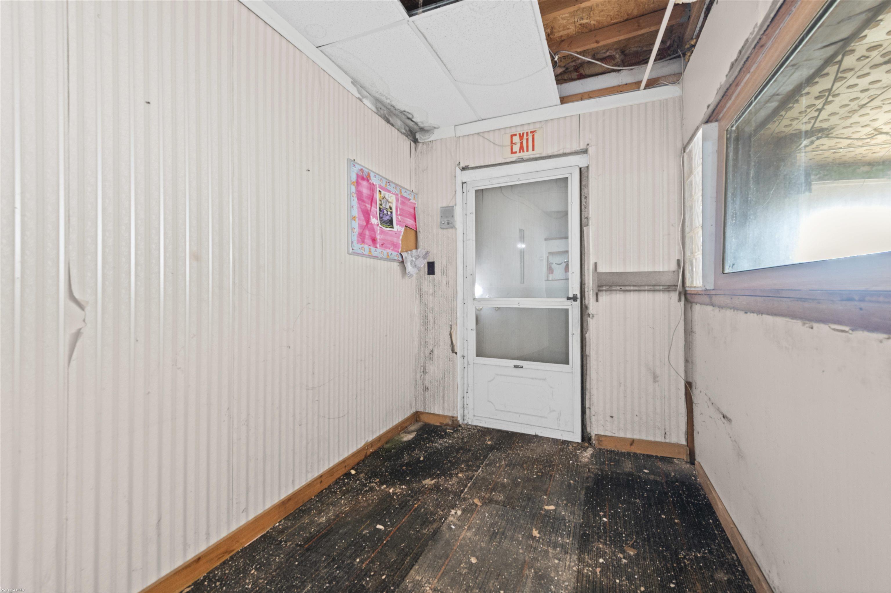 10630 Grand River Avenue, Detroit, MI, 48204