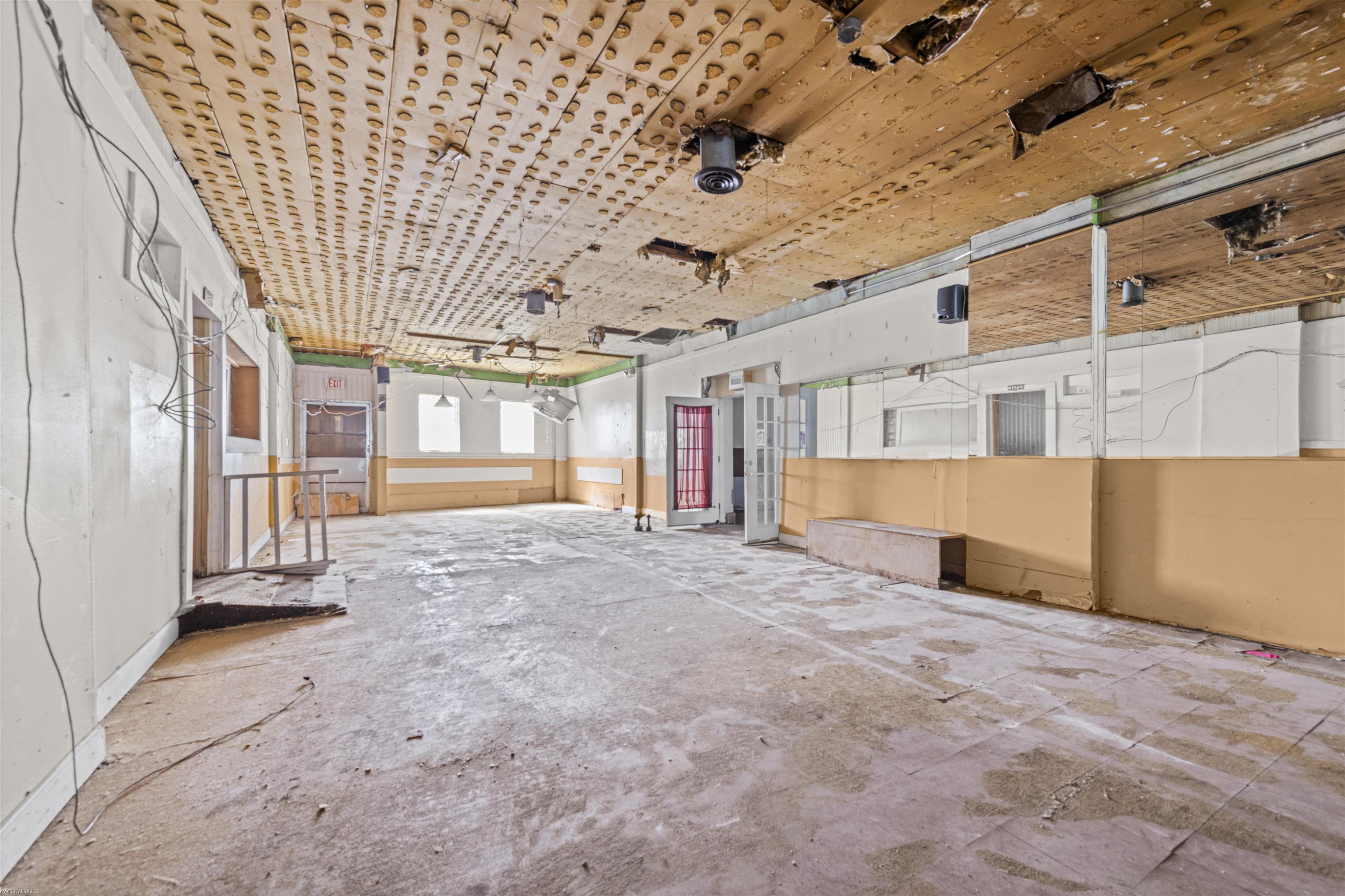 10630 Grand River Avenue, Detroit, MI, 48204
