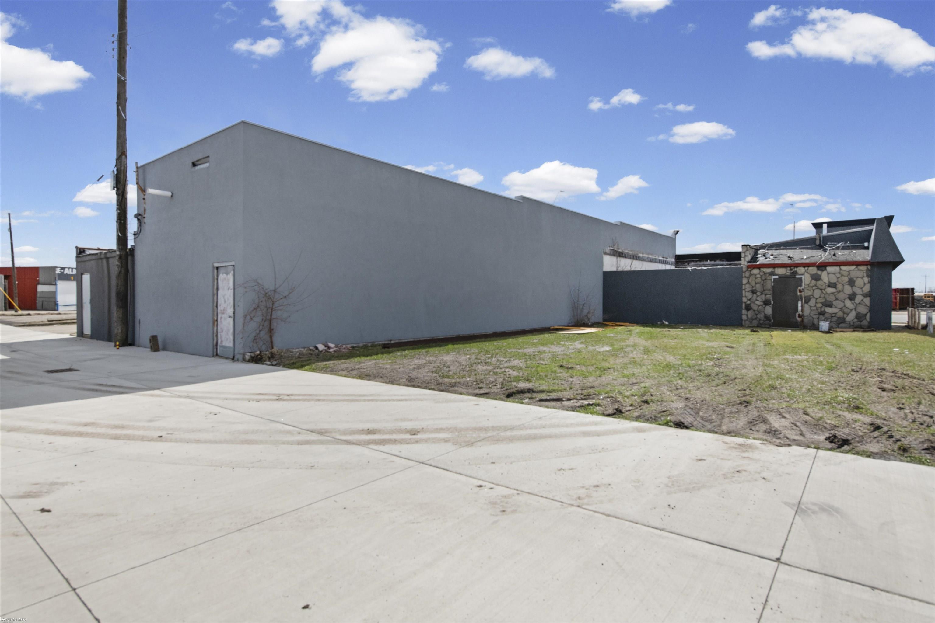10630 Grand River Avenue, Detroit, MI, 48204