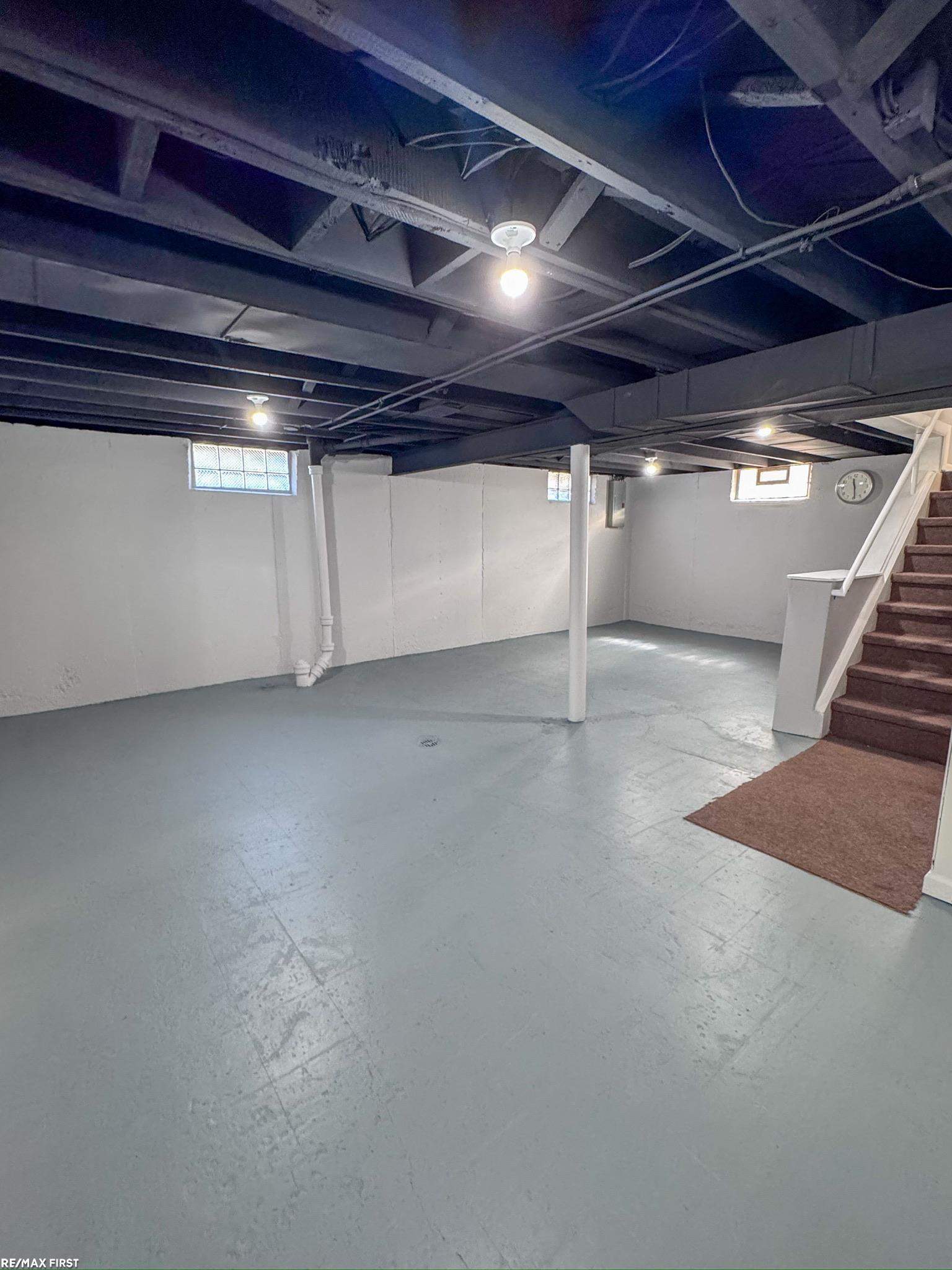 19389 Roscommon Street, Harper Woods, MI, 48225