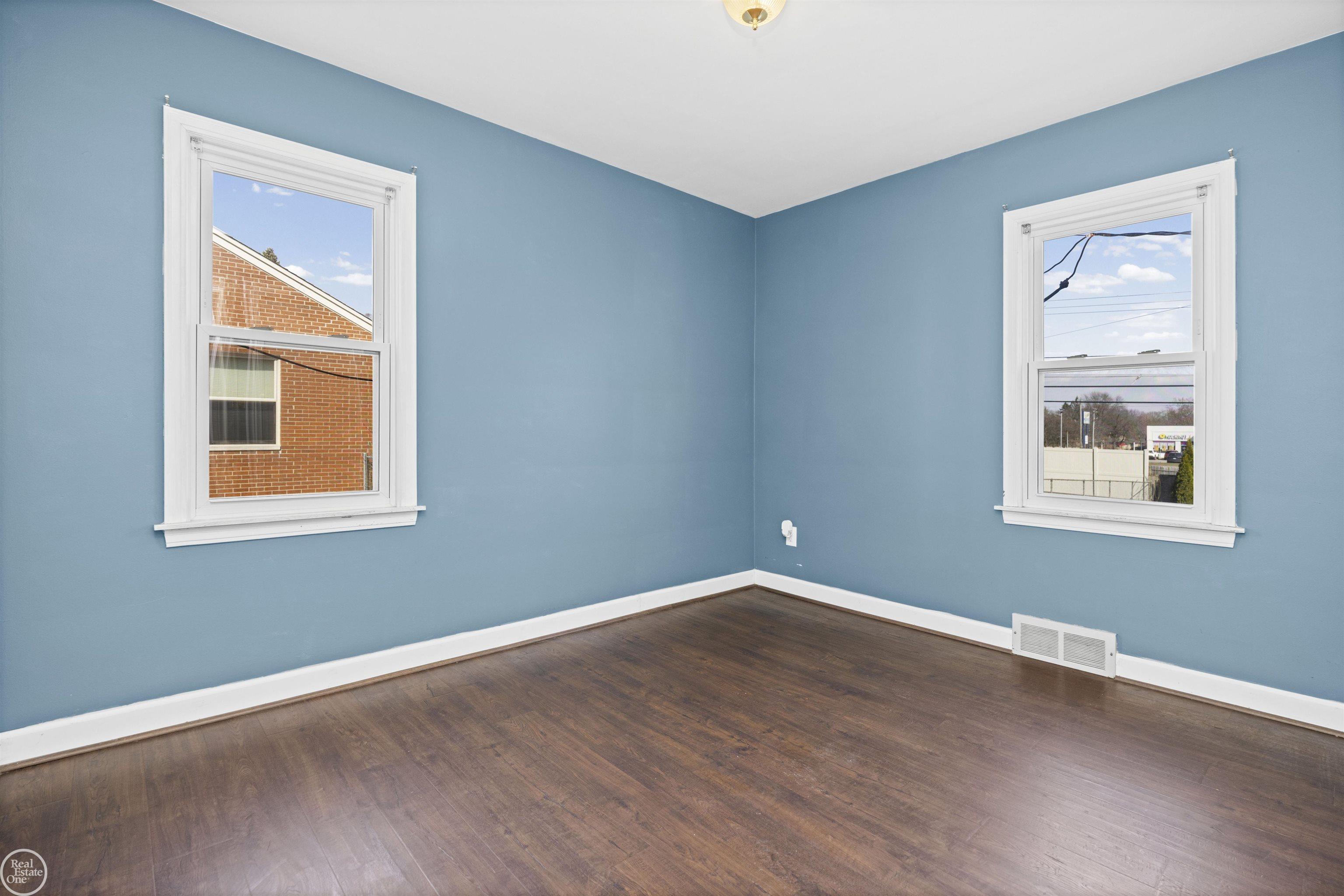 46514 Wright Avenue, Shelby Twp, MI, 48317