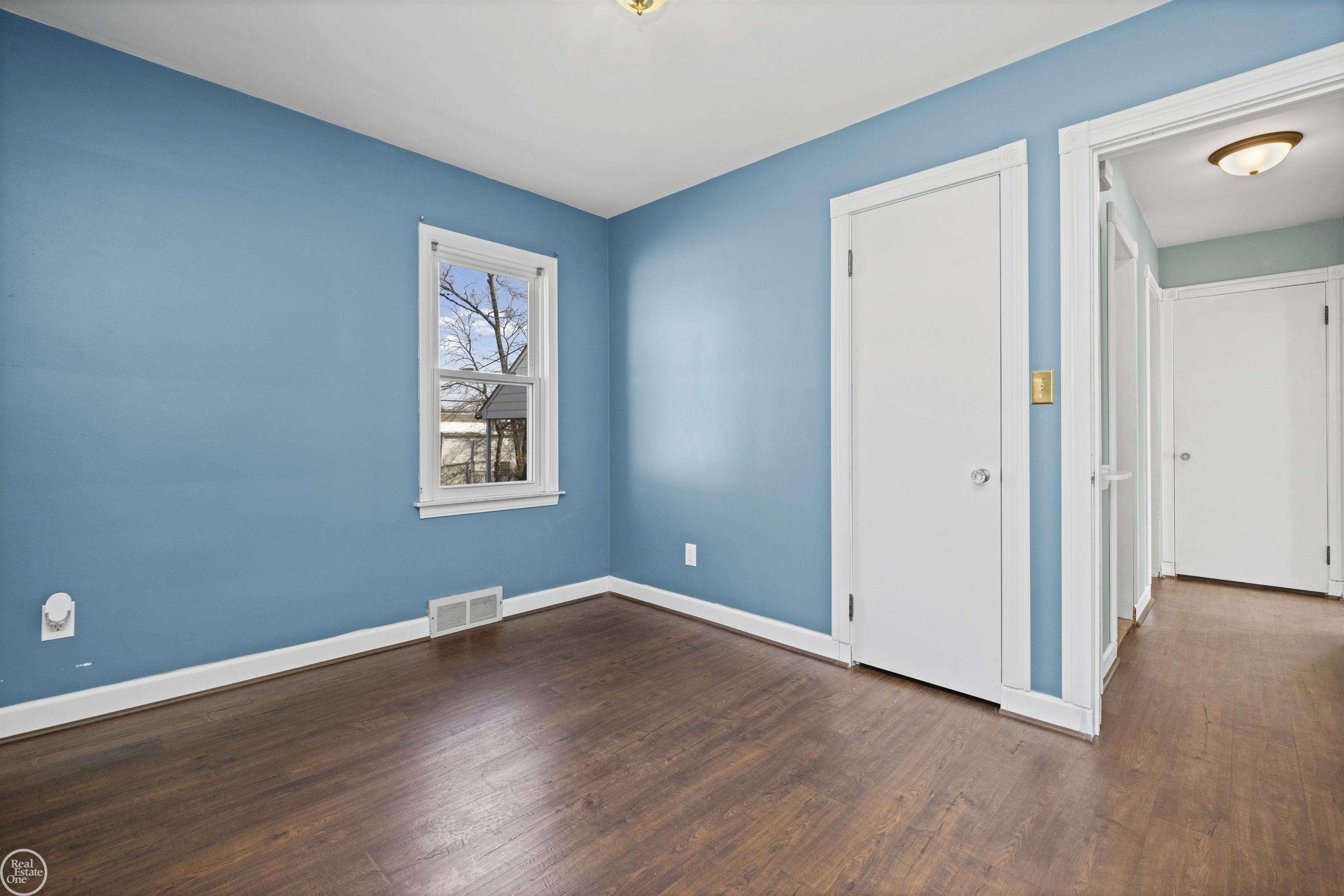 46514 Wright Avenue, Shelby Twp, MI, 48317