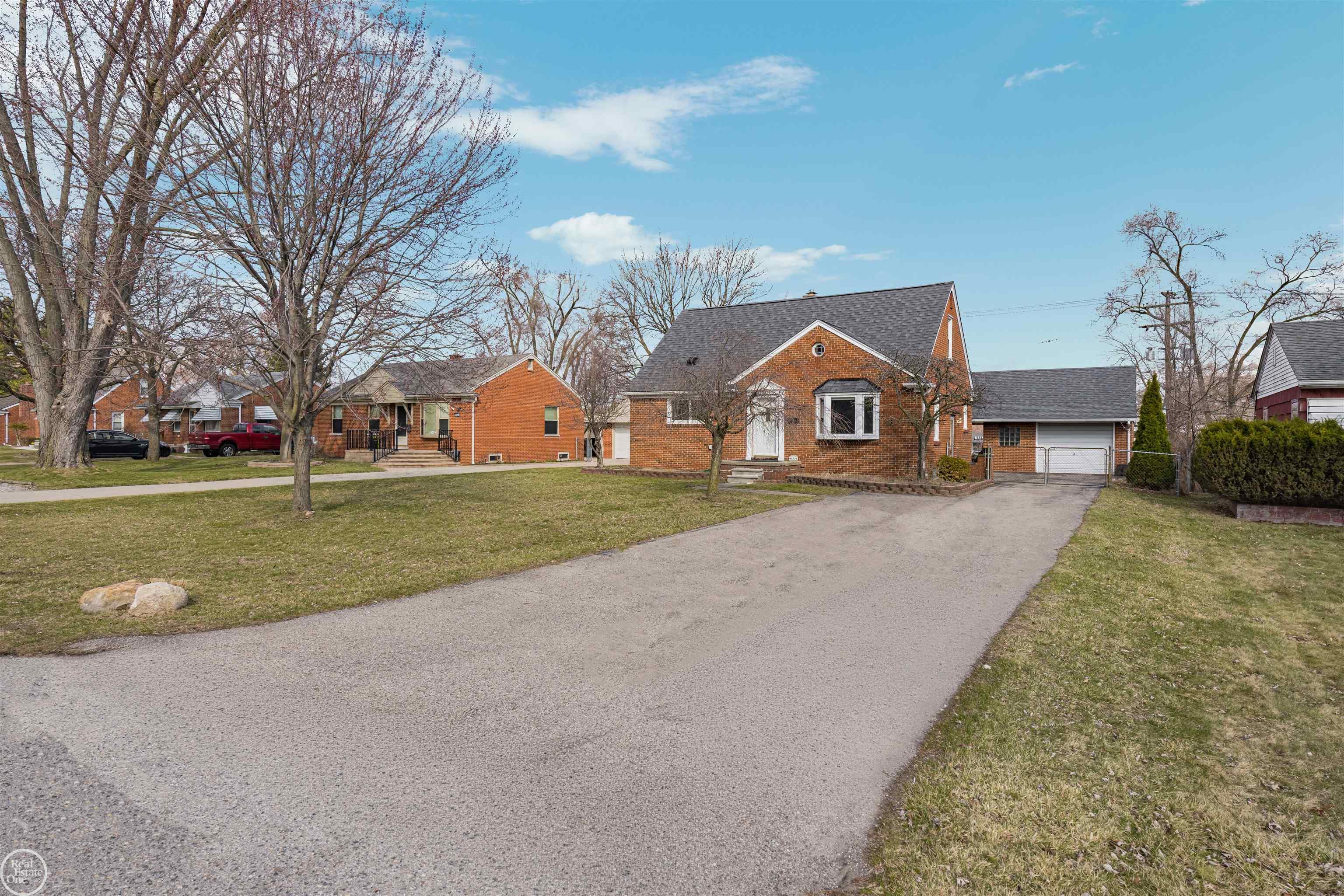 46514 Wright Avenue, Shelby Twp, MI, 48317