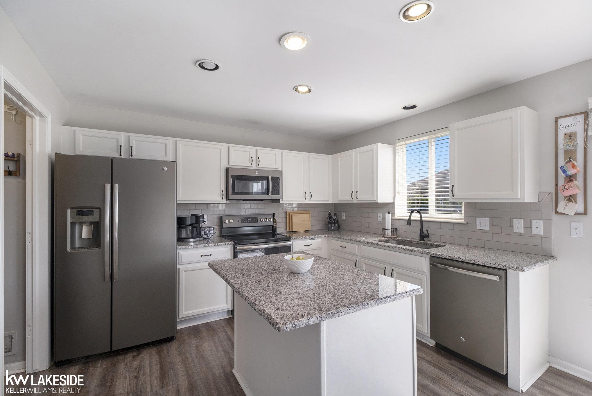 56546 Winding Creek Drive, Macomb, MI, 48042