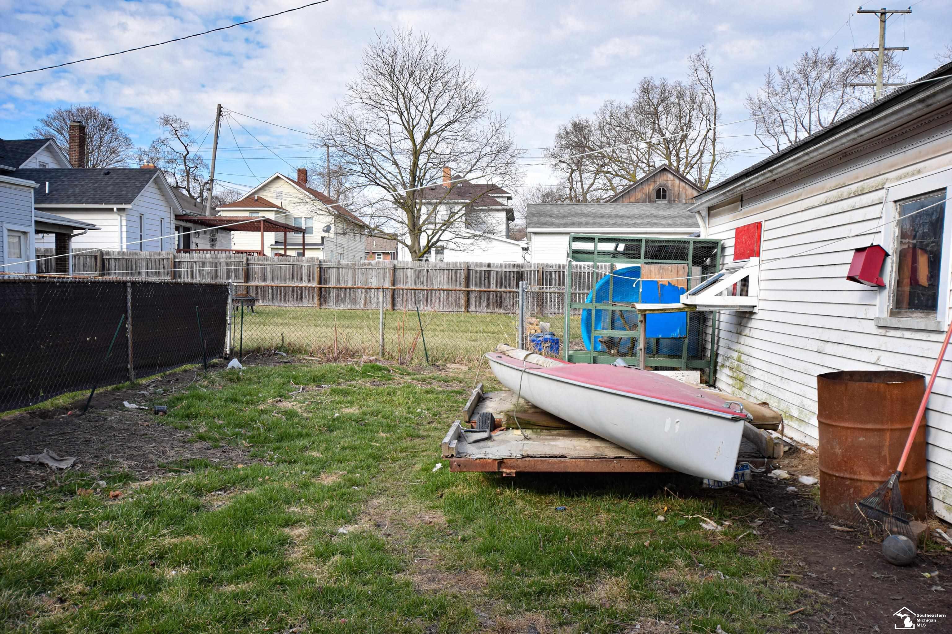 220 W 7th Street, Monroe, MI, 48161-1405