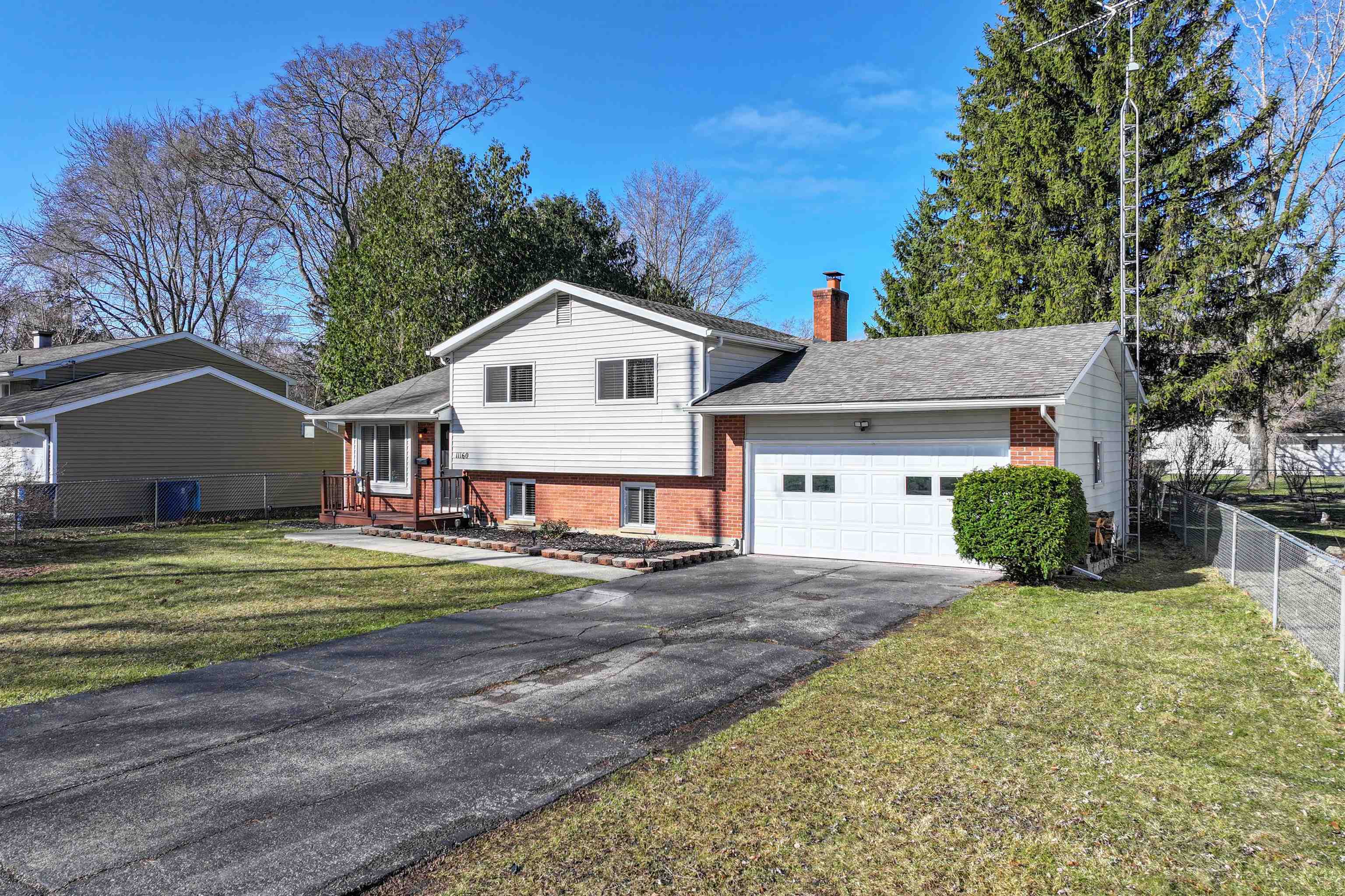 11160 Riverview Drive, Grand Blanc, MI, 48439