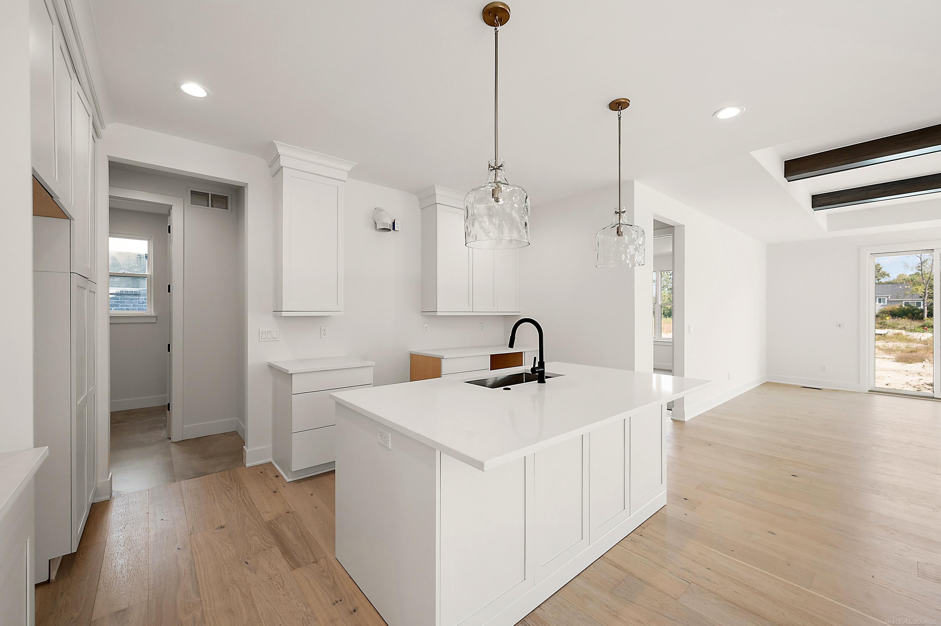 5956 Willow Grove Drive, Troy, MI, 48085