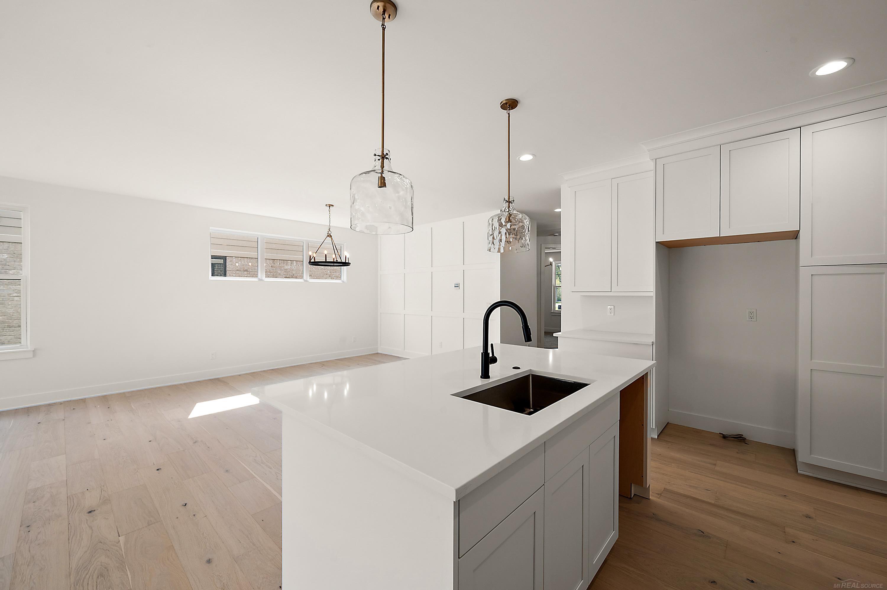 5956 Willow Grove Drive, Troy, MI, 48085