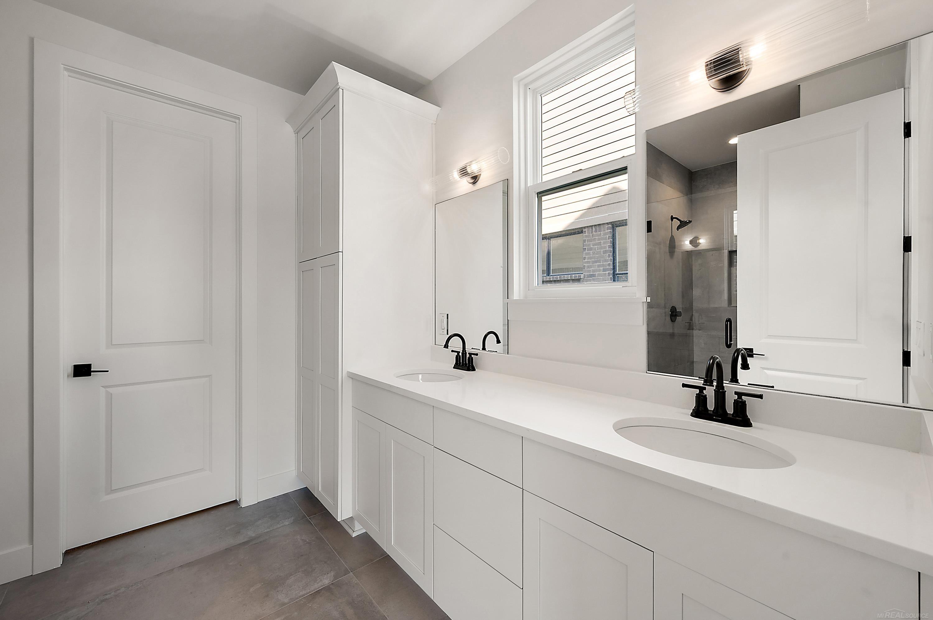 5956 Willow Grove Drive, Troy, MI, 48085