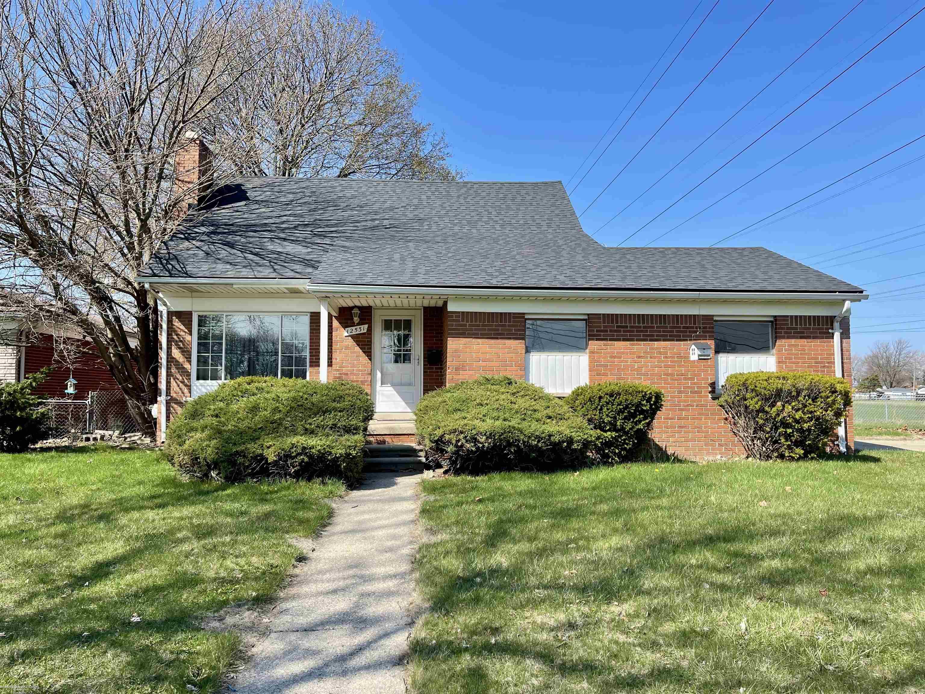 12531 Common Road, Warren, MI, 48093