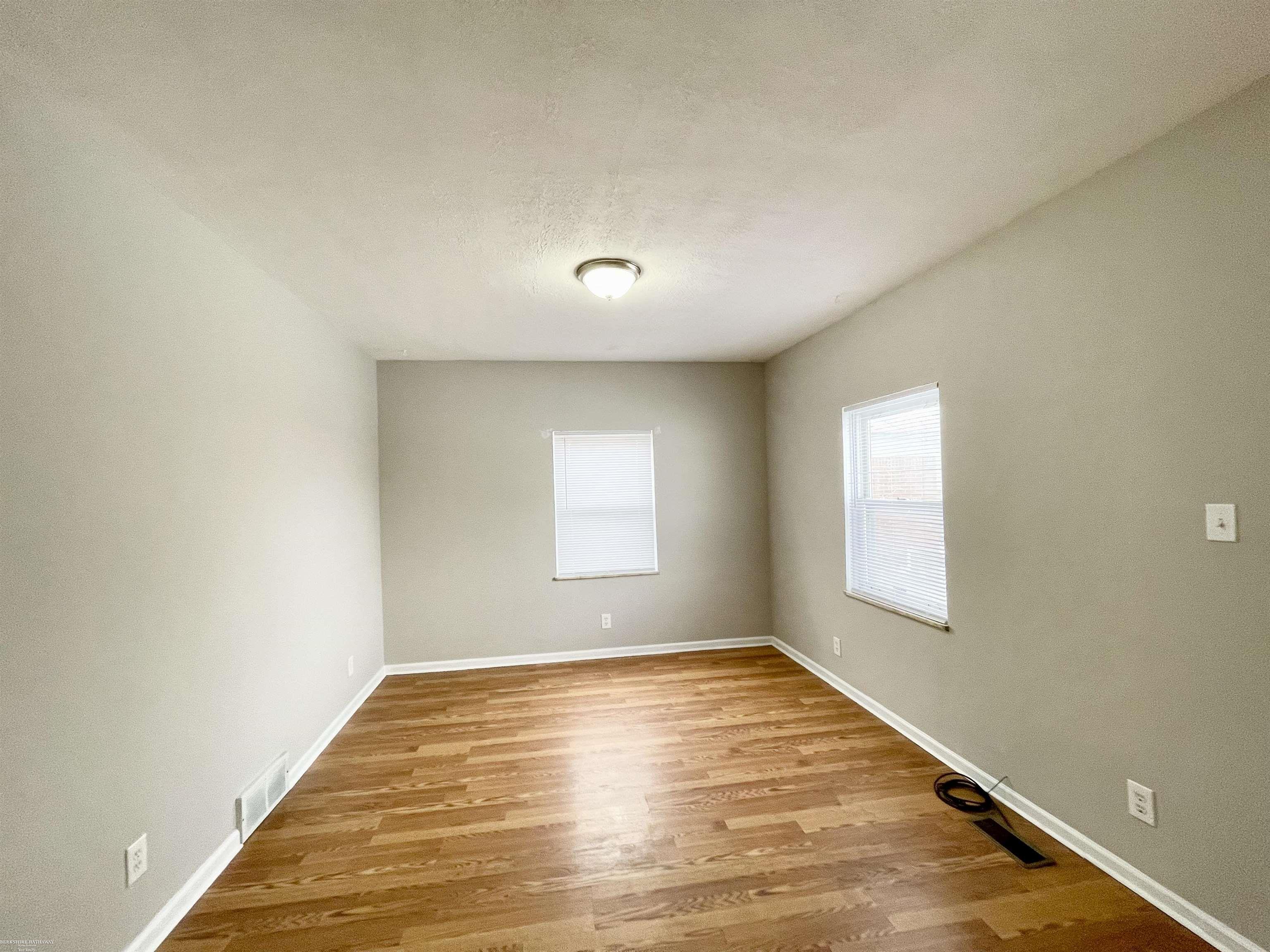 12531 Common Road, Warren, MI, 48093