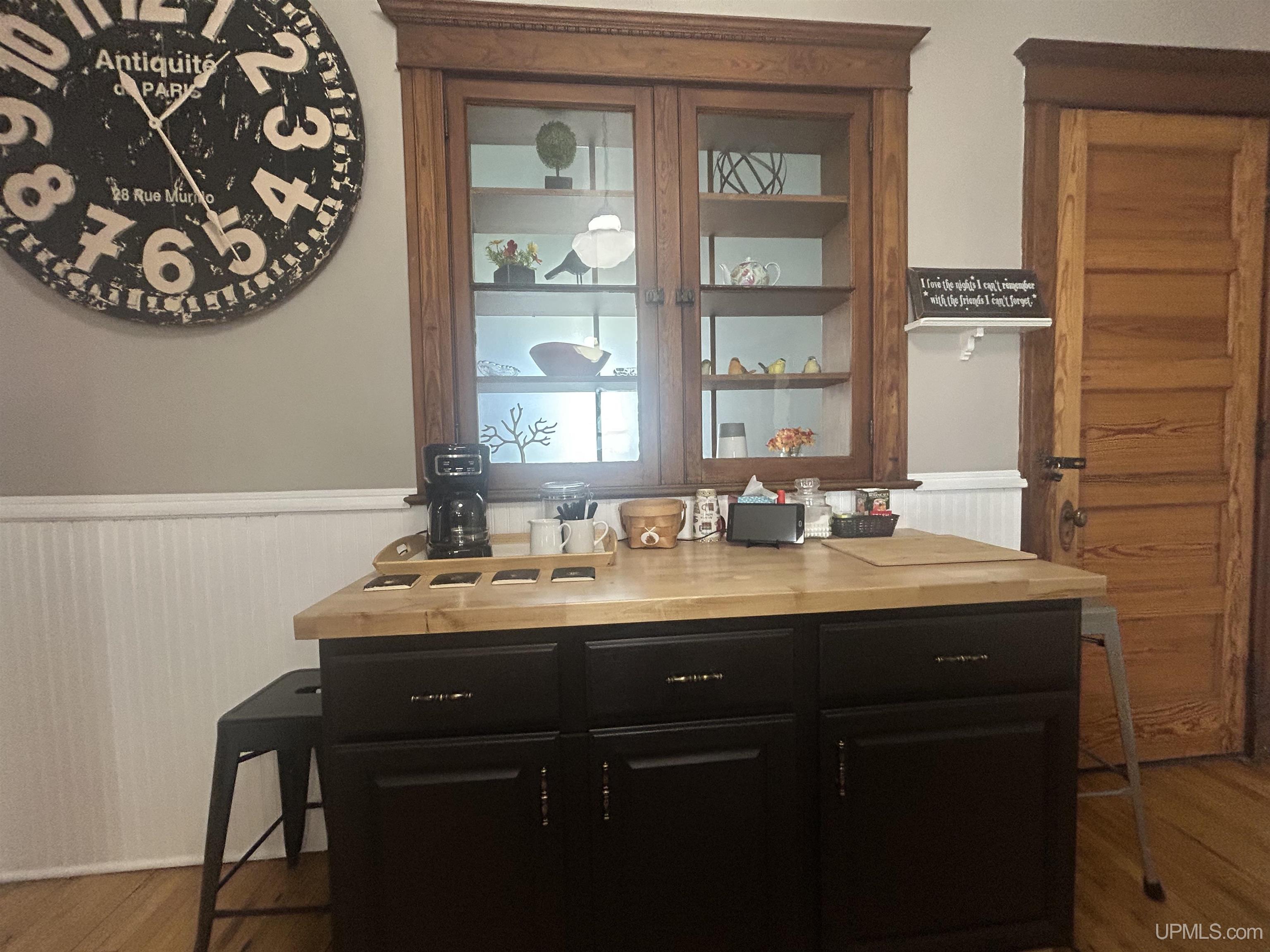 220 W Munising Avenue, Munising, MI, 49862