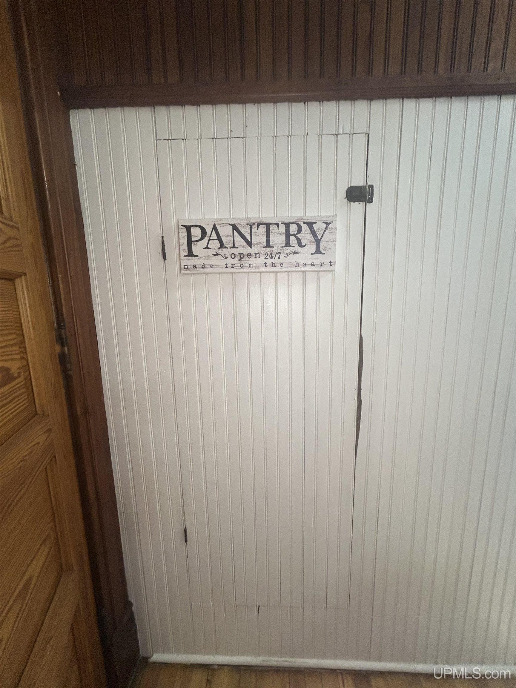 220 W Munising Avenue, Munising, MI, 49862