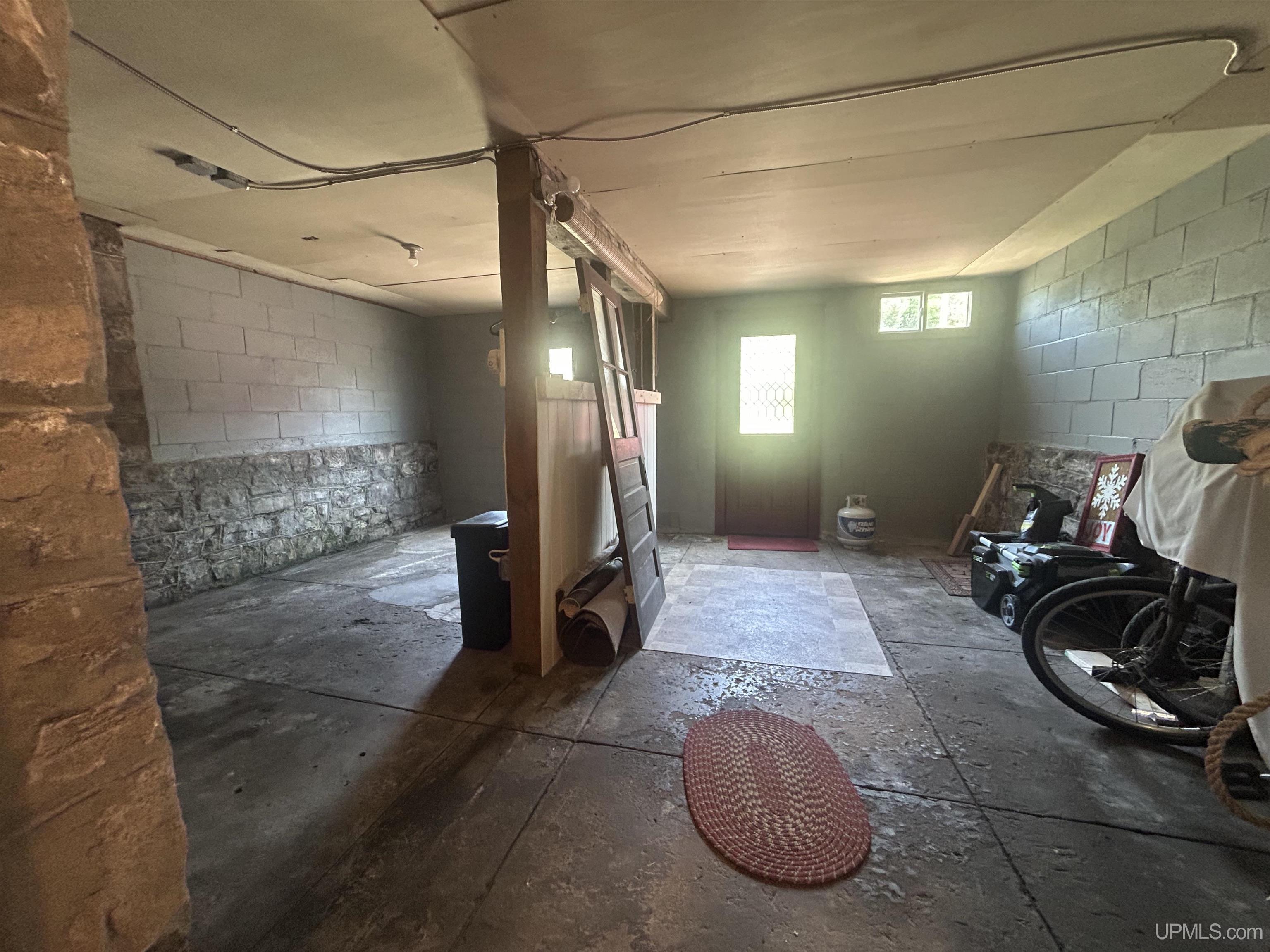 220 W Munising Avenue, Munising, MI, 49862