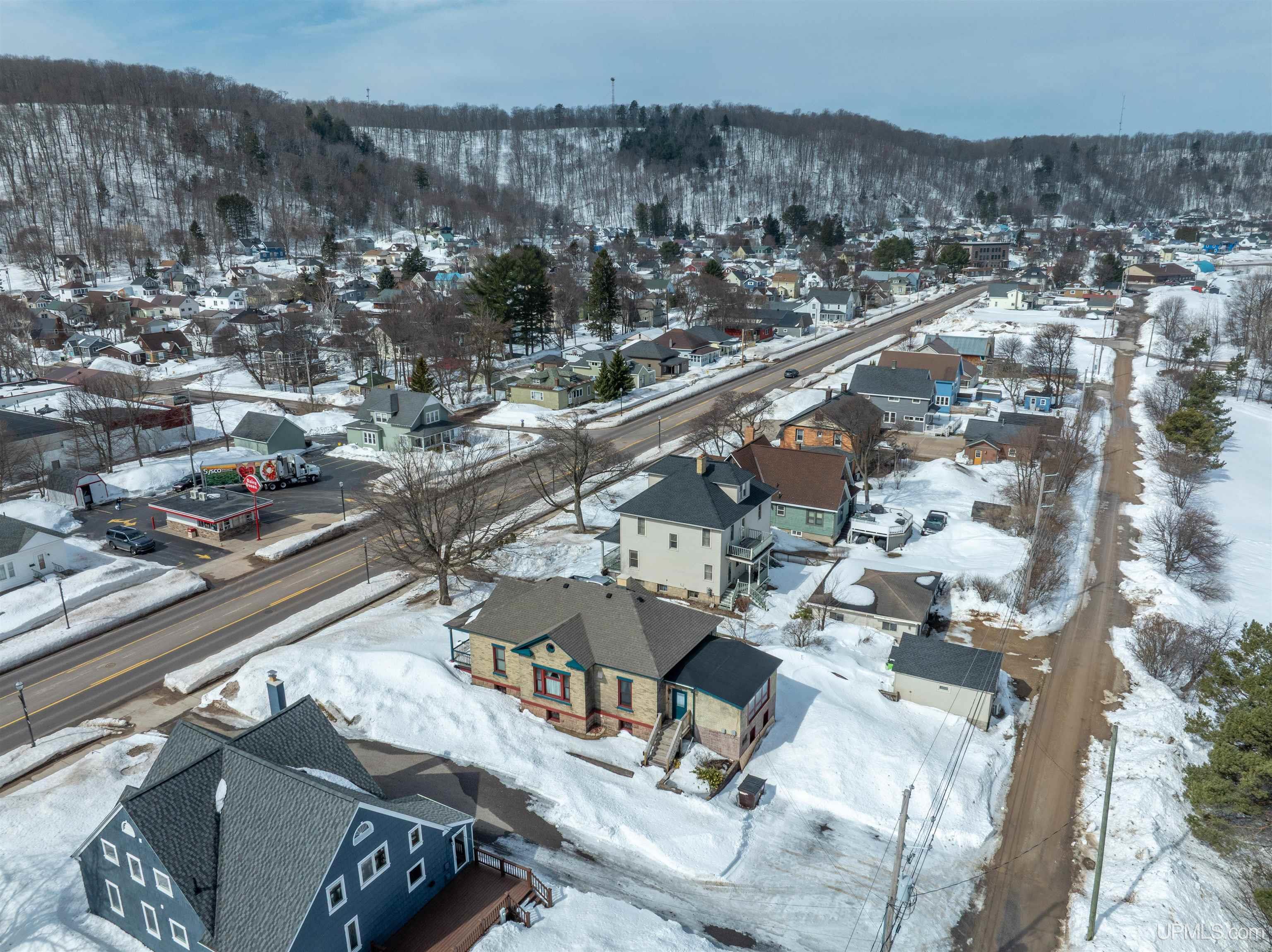 220 W Munising Avenue, Munising, MI, 49862