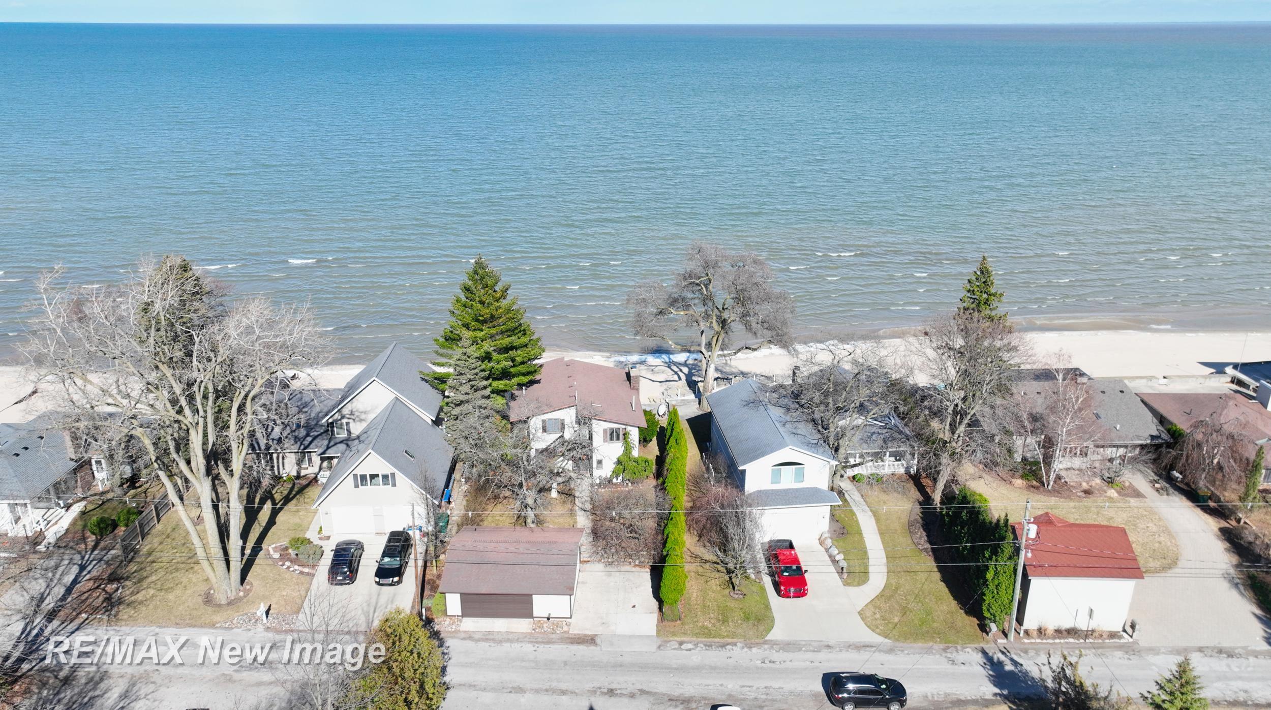 389 Ricoma Beach Road, Bay City, MI, 48706