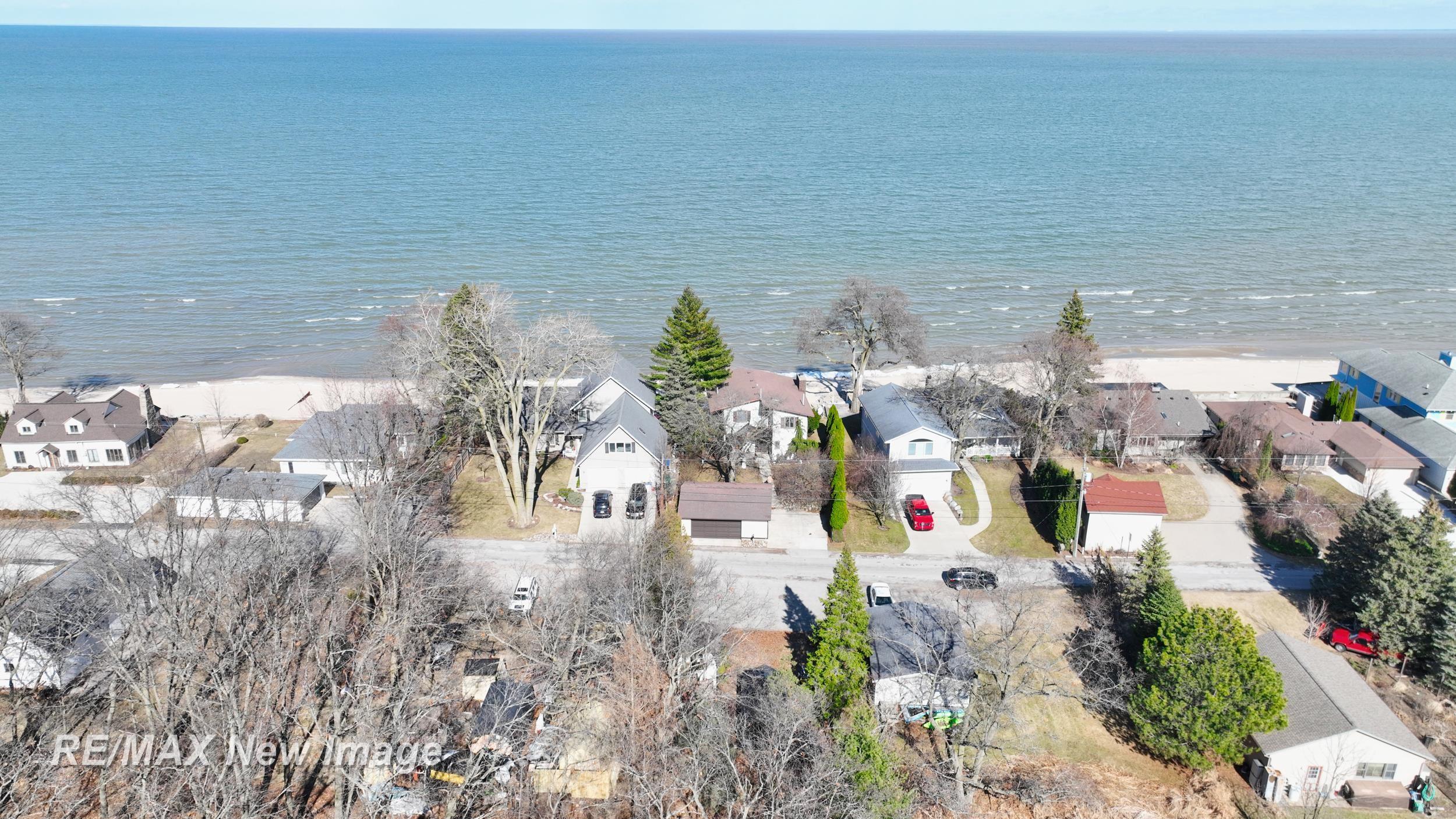 389 Ricoma Beach Road, Bay City, MI, 48706