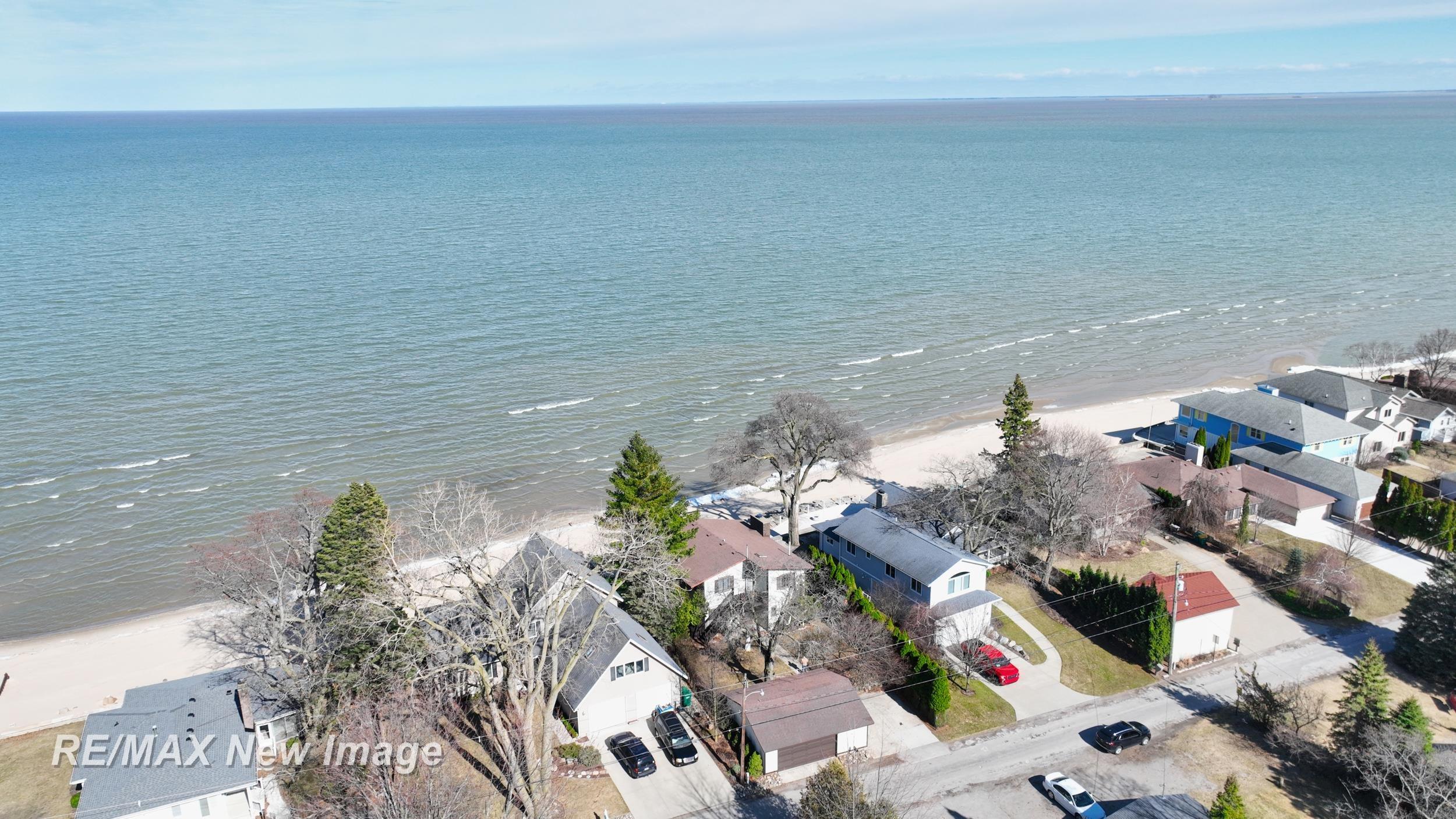 389 Ricoma Beach Road, Bay City, MI, 48706