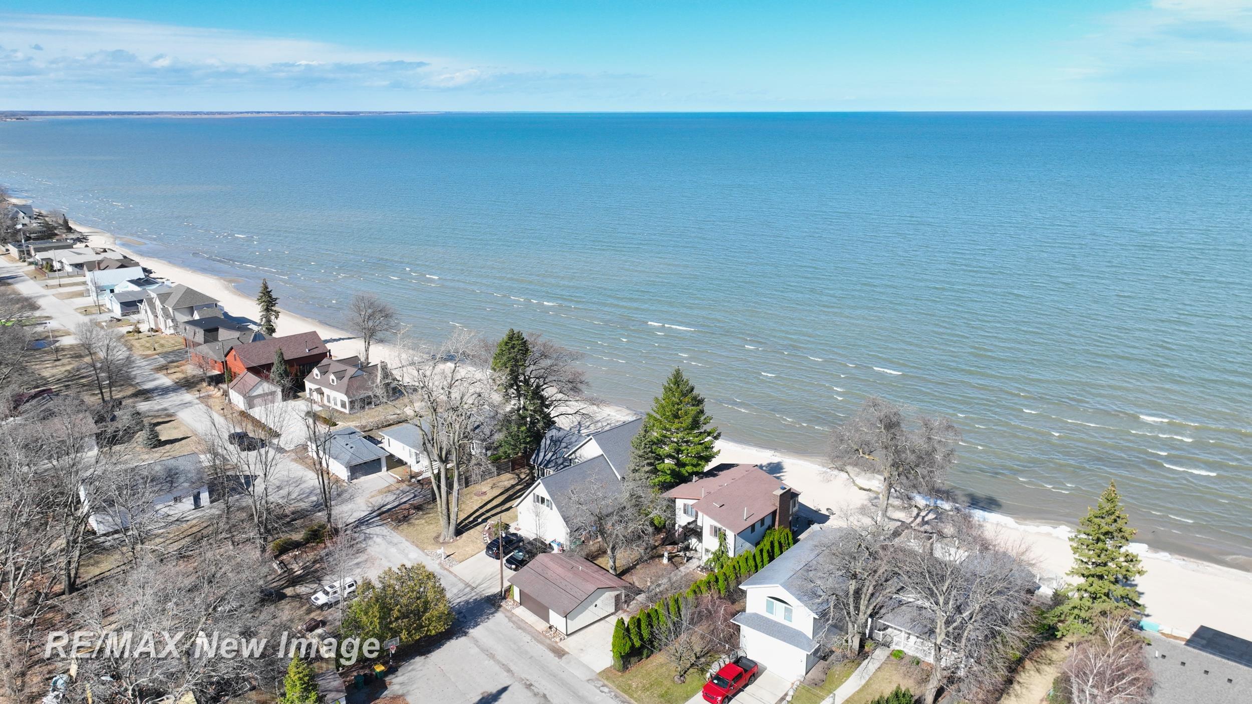389 Ricoma Beach Road, Bay City, MI, 48706