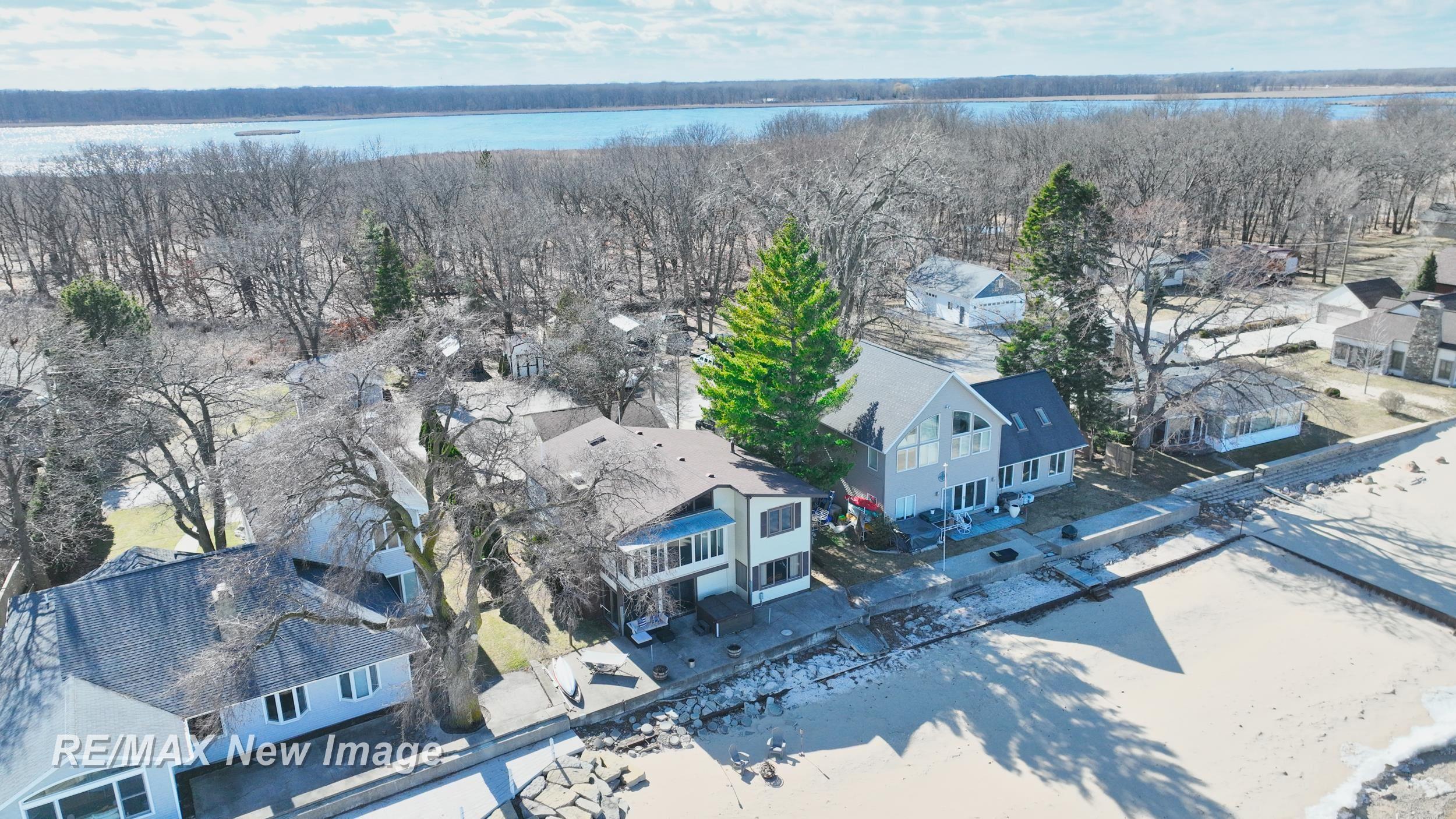 389 Ricoma Beach Road, Bay City, MI, 48706