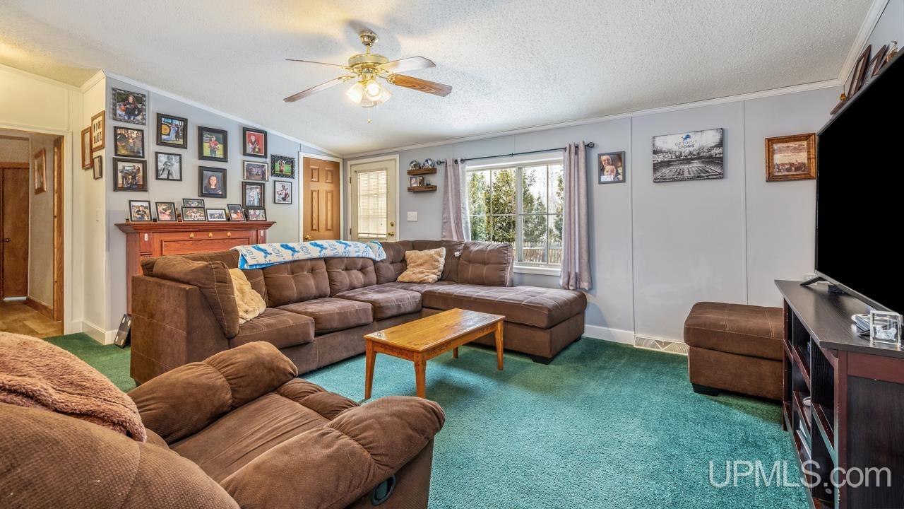 W4593 Number 34 Road, Carney, MI, 49812