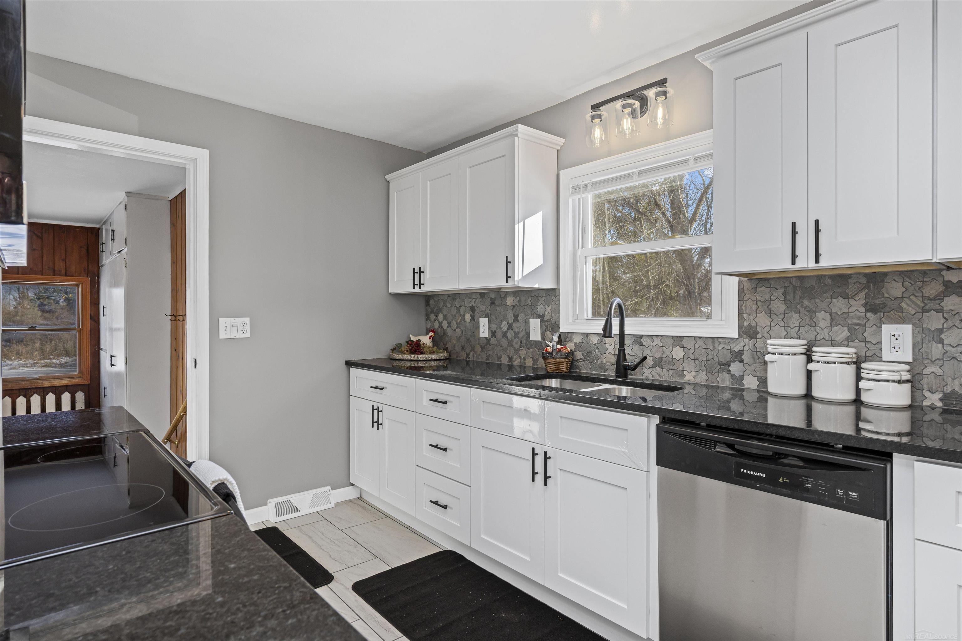 1376 Lathrop Road, Allenton, MI, 48002