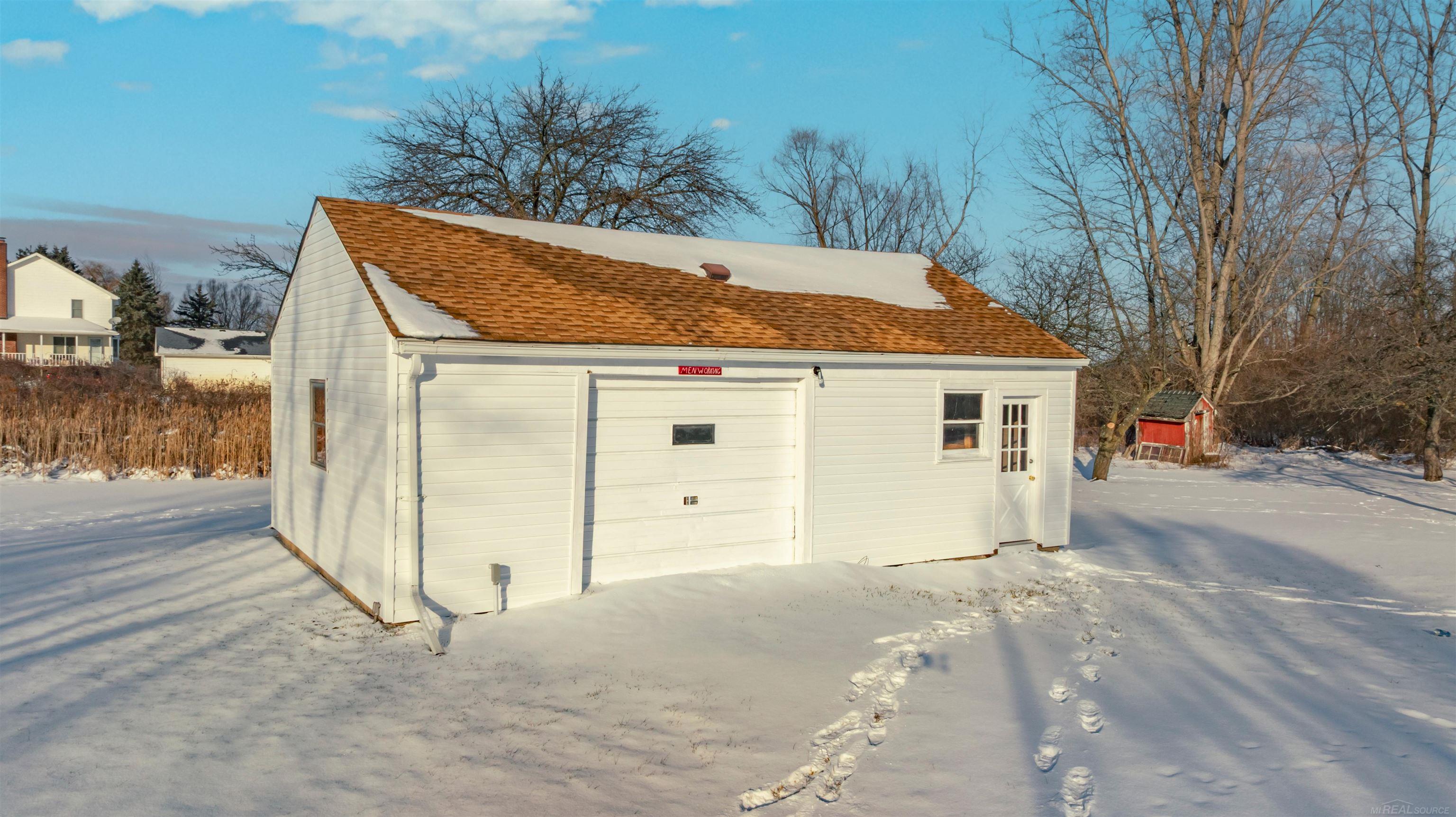 1376 Lathrop Road, Allenton, MI, 48002