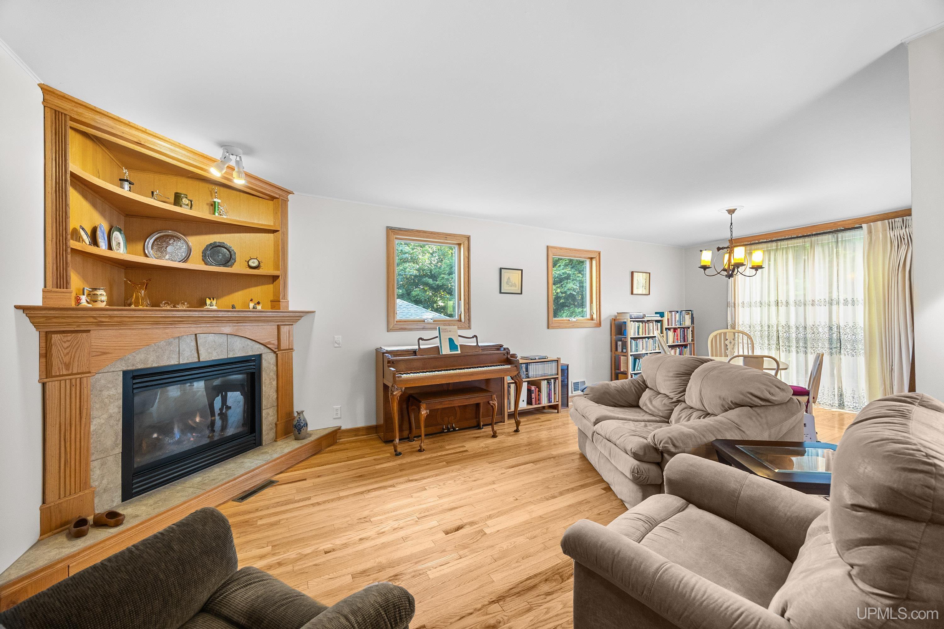 305 Emerald Street, Houghton, MI, 49931