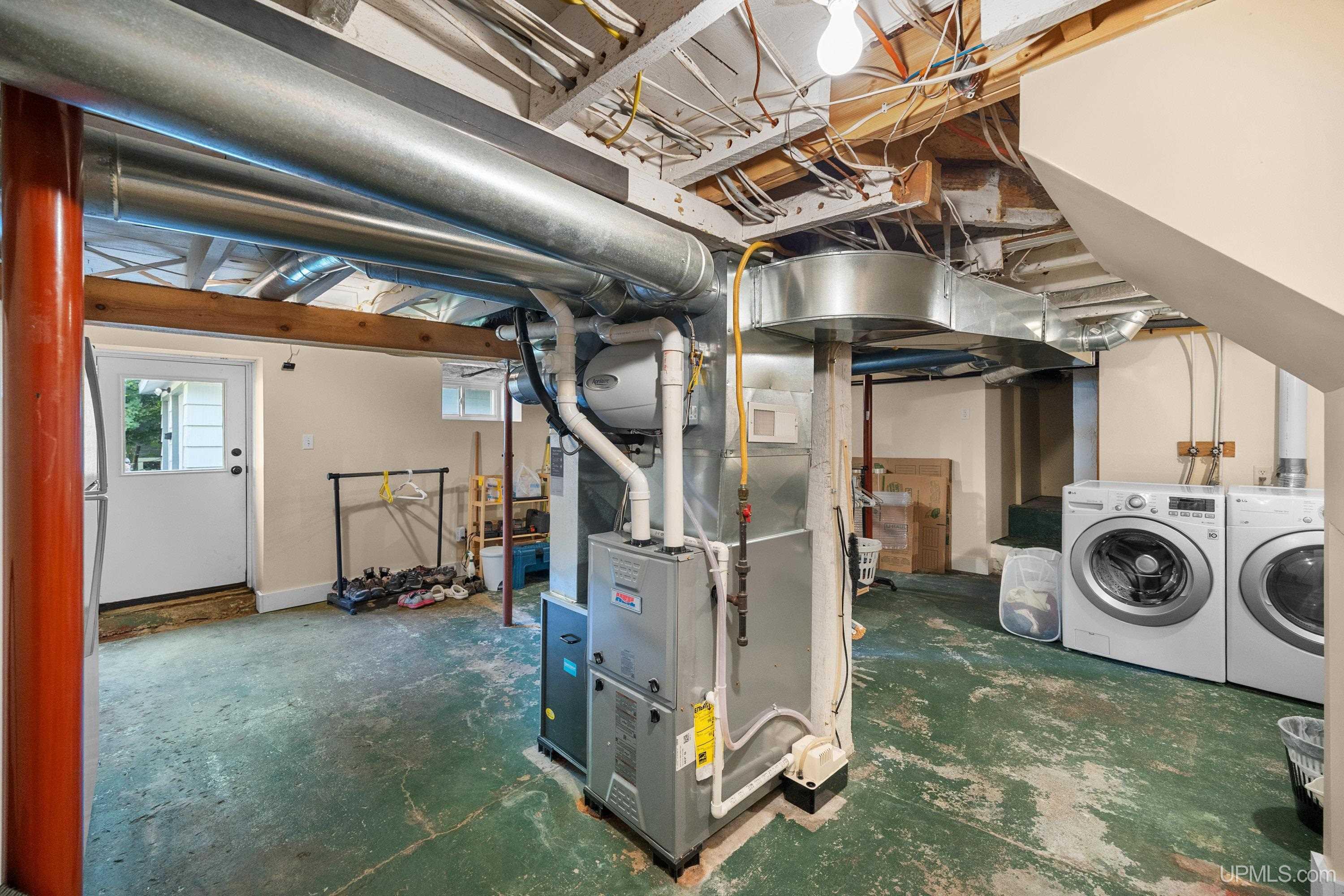 305 Emerald Street, Houghton, MI, 49931