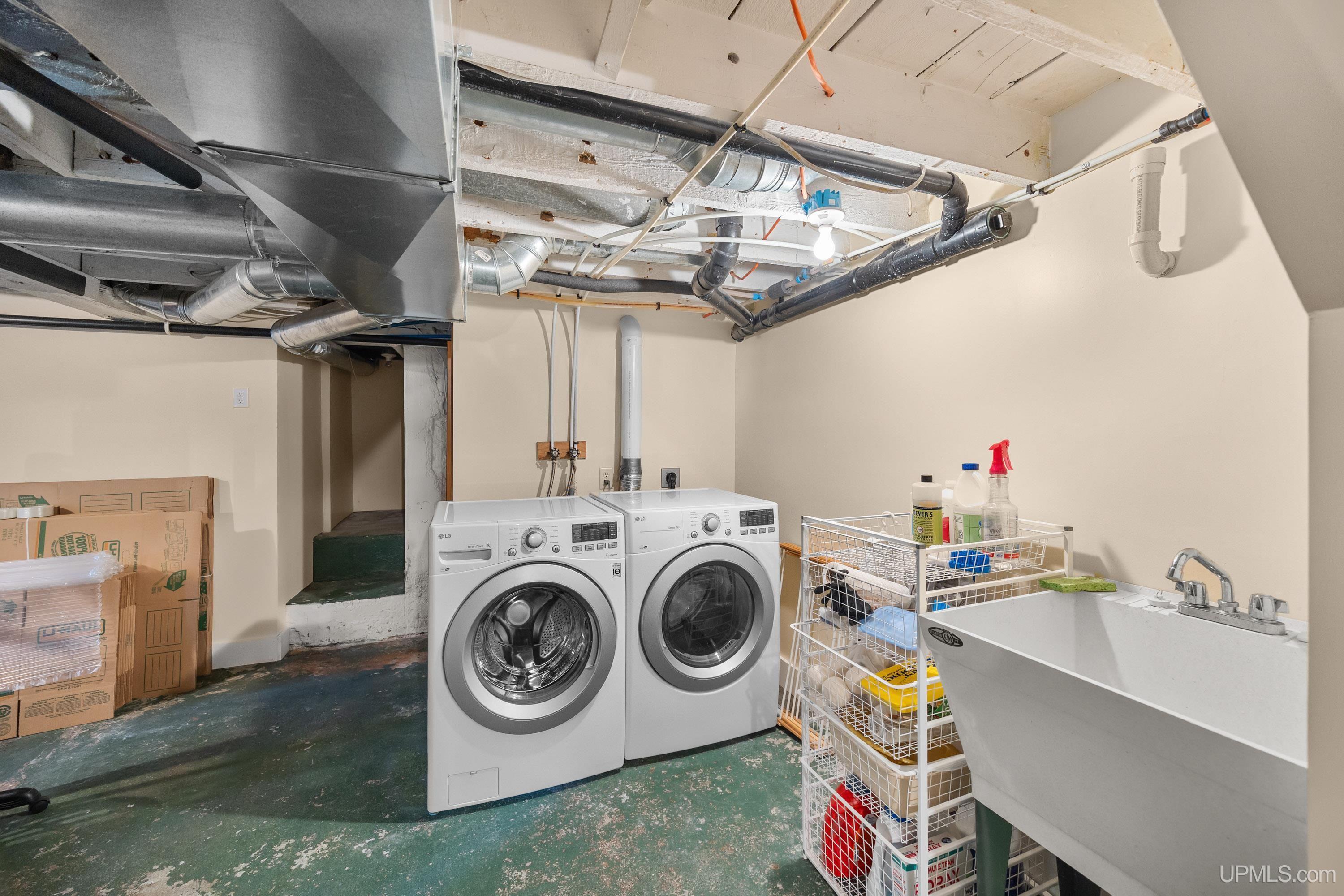 305 Emerald Street, Houghton, MI, 49931