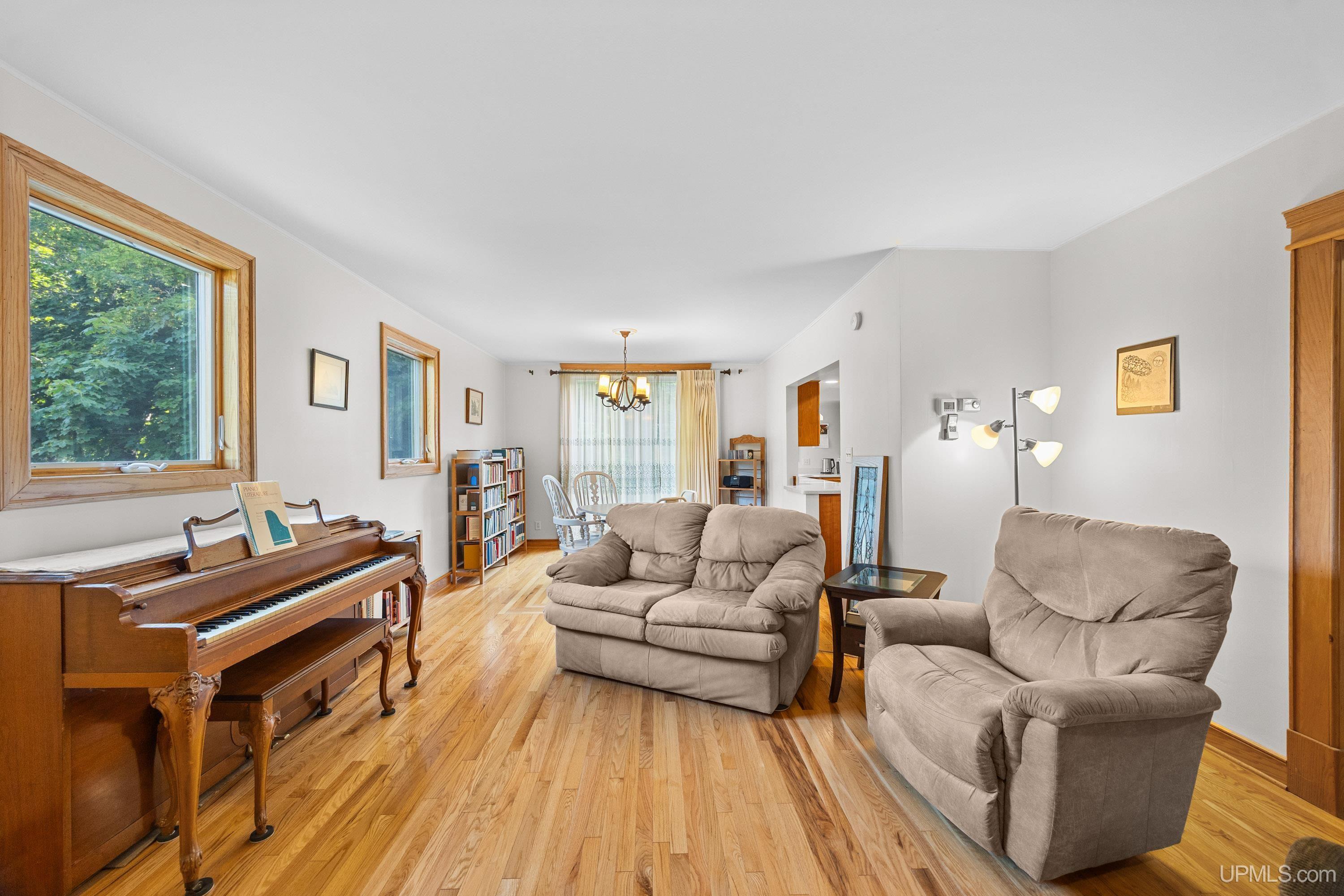 305 Emerald Street, Houghton, MI, 49931