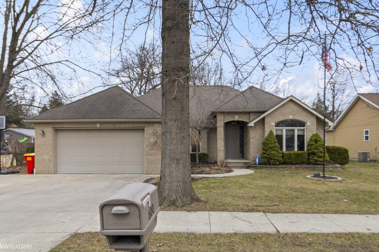 600 Cherry Street, Algonac, MI, 48001