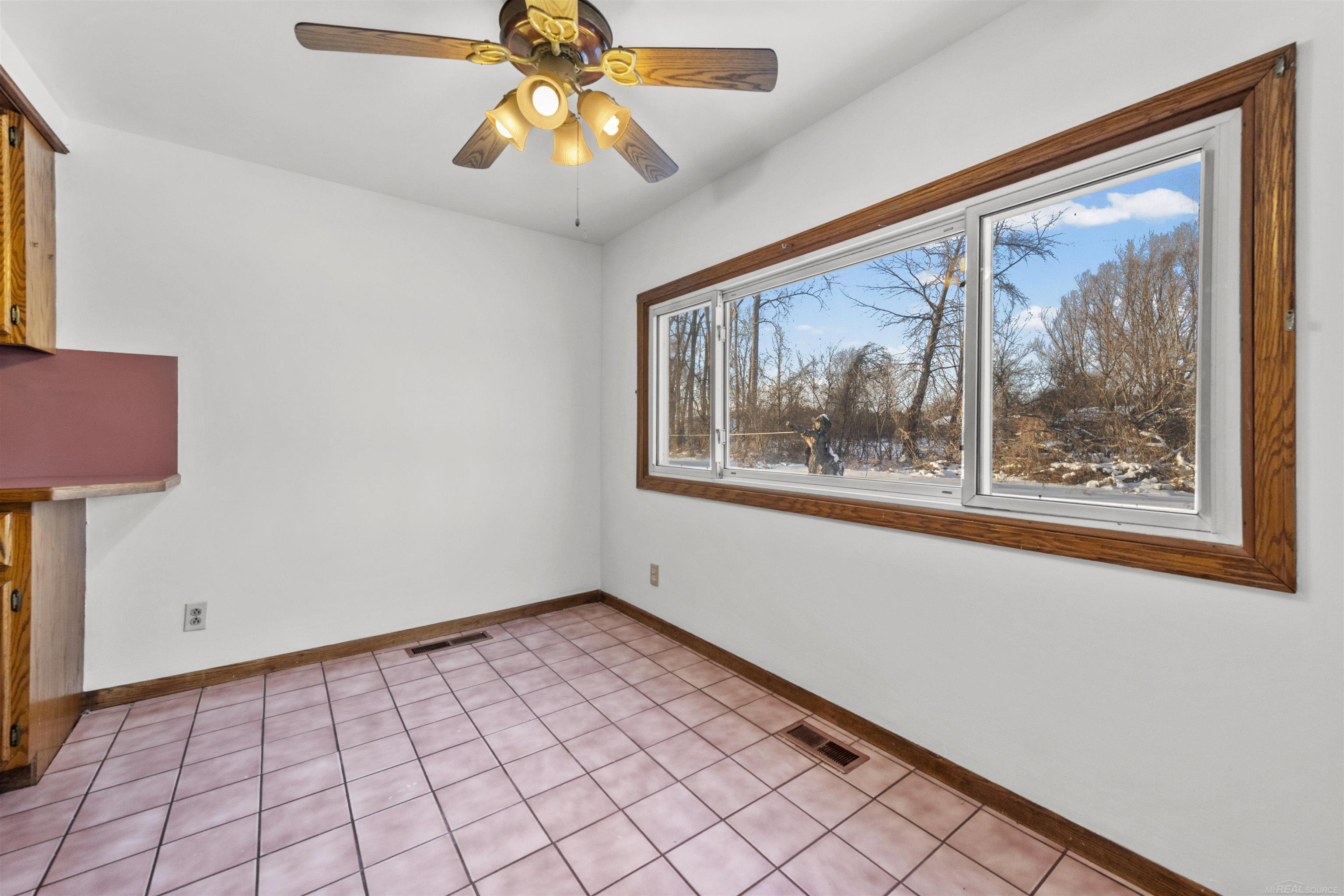 69455 Hicks Road, Armada, MI, 48005