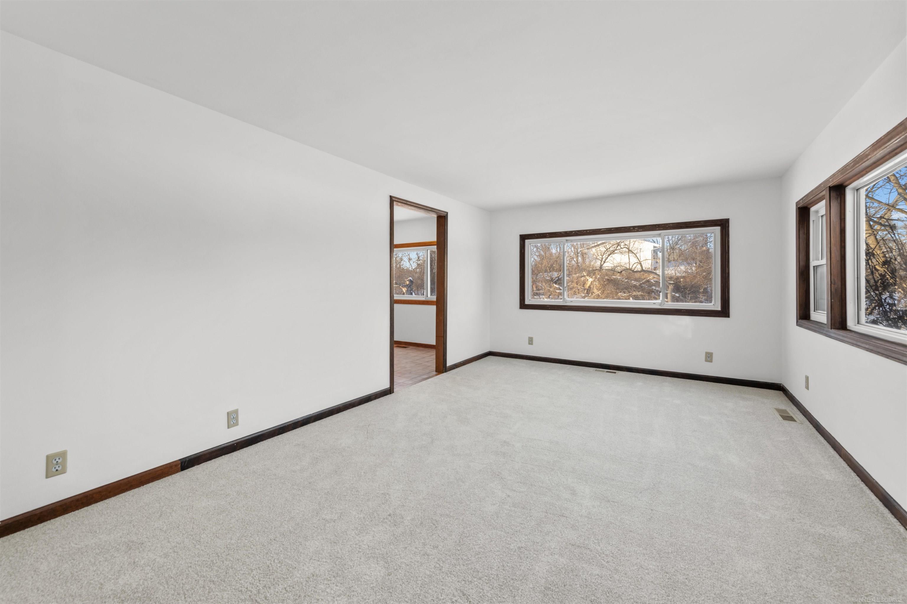 69455 Hicks Road, Armada, MI, 48005