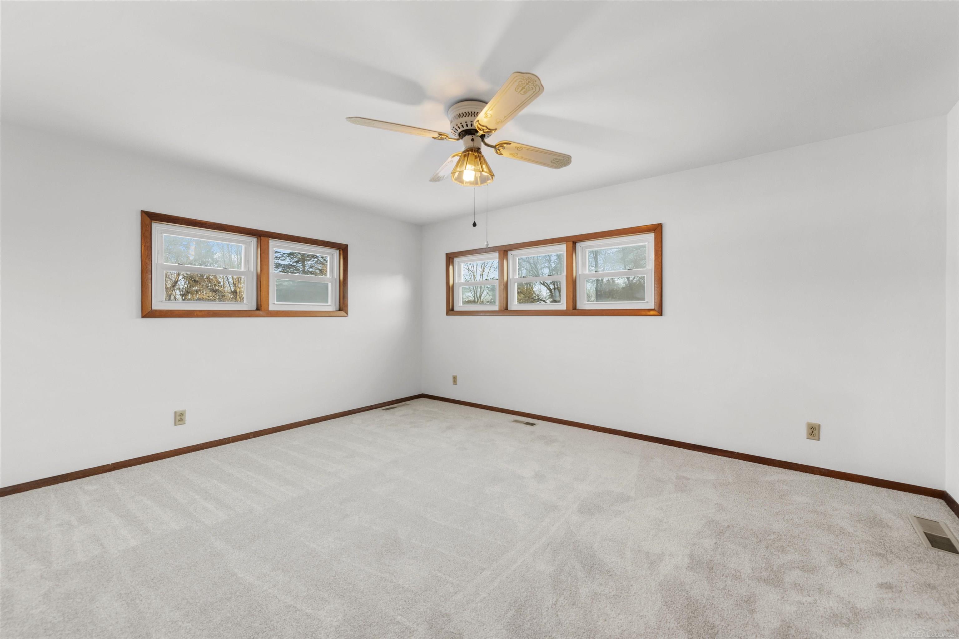 69455 Hicks Road, Armada, MI, 48005