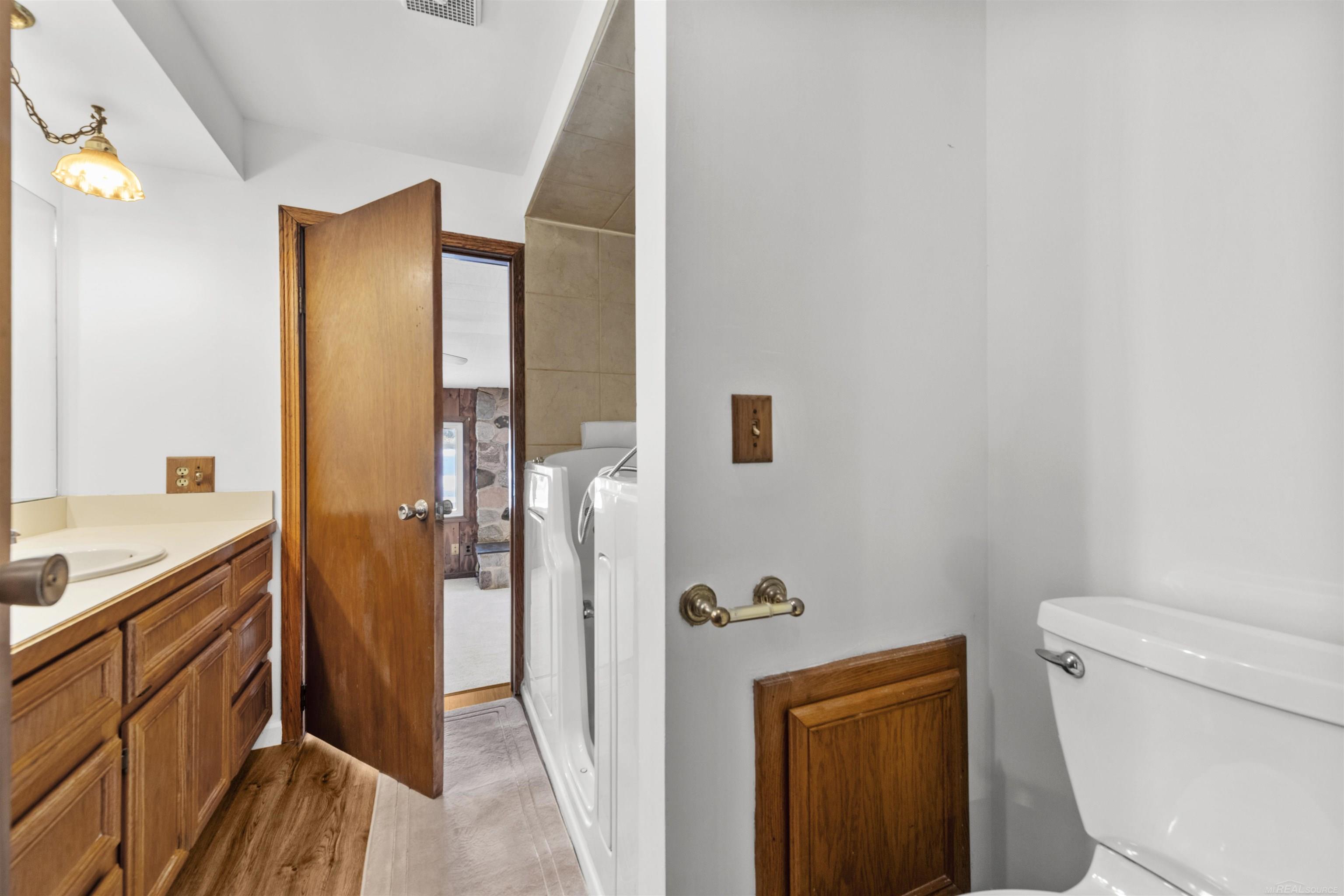 69455 Hicks Road, Armada, MI, 48005