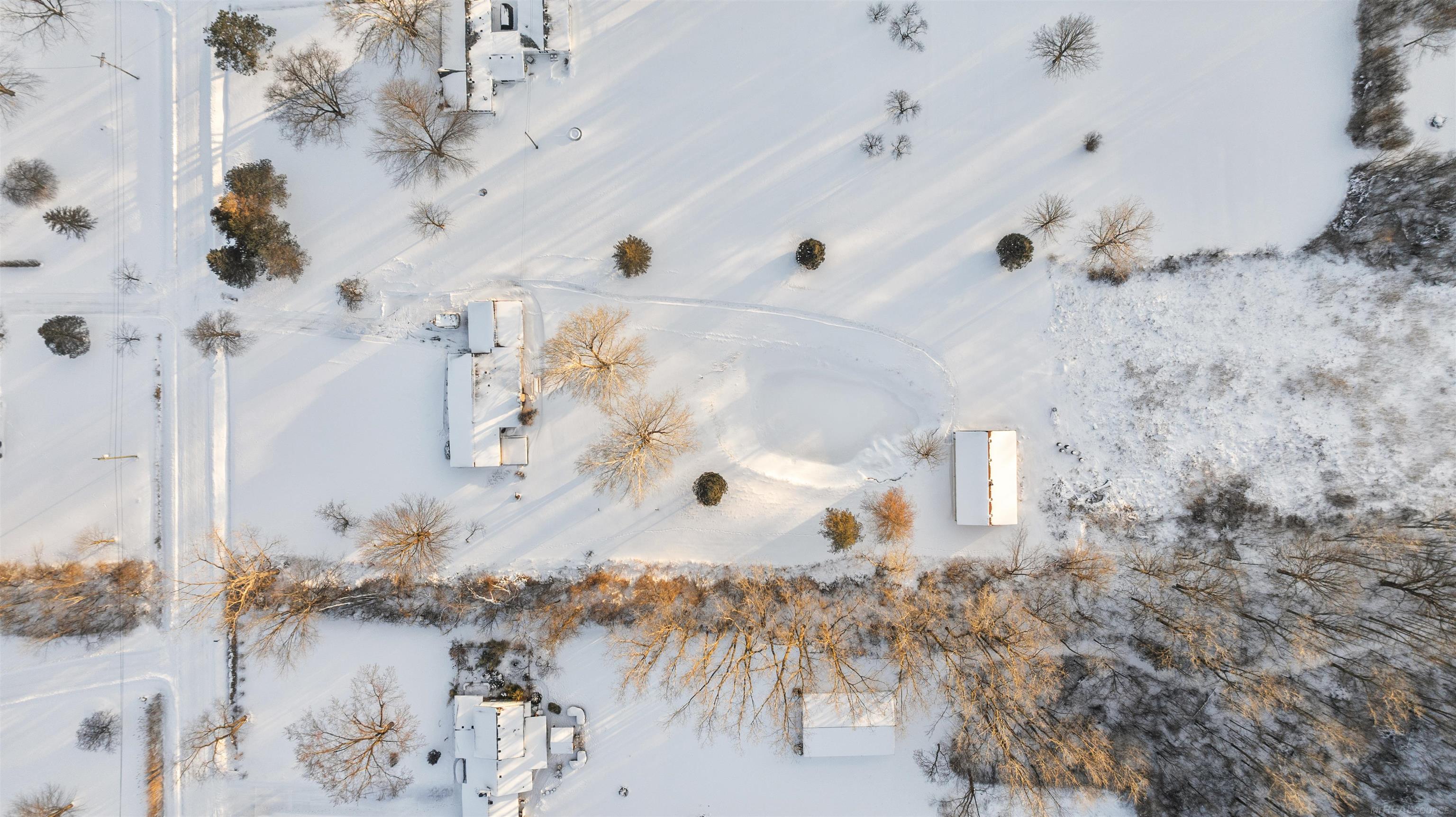 69455 Hicks Road, Armada, MI, 48005