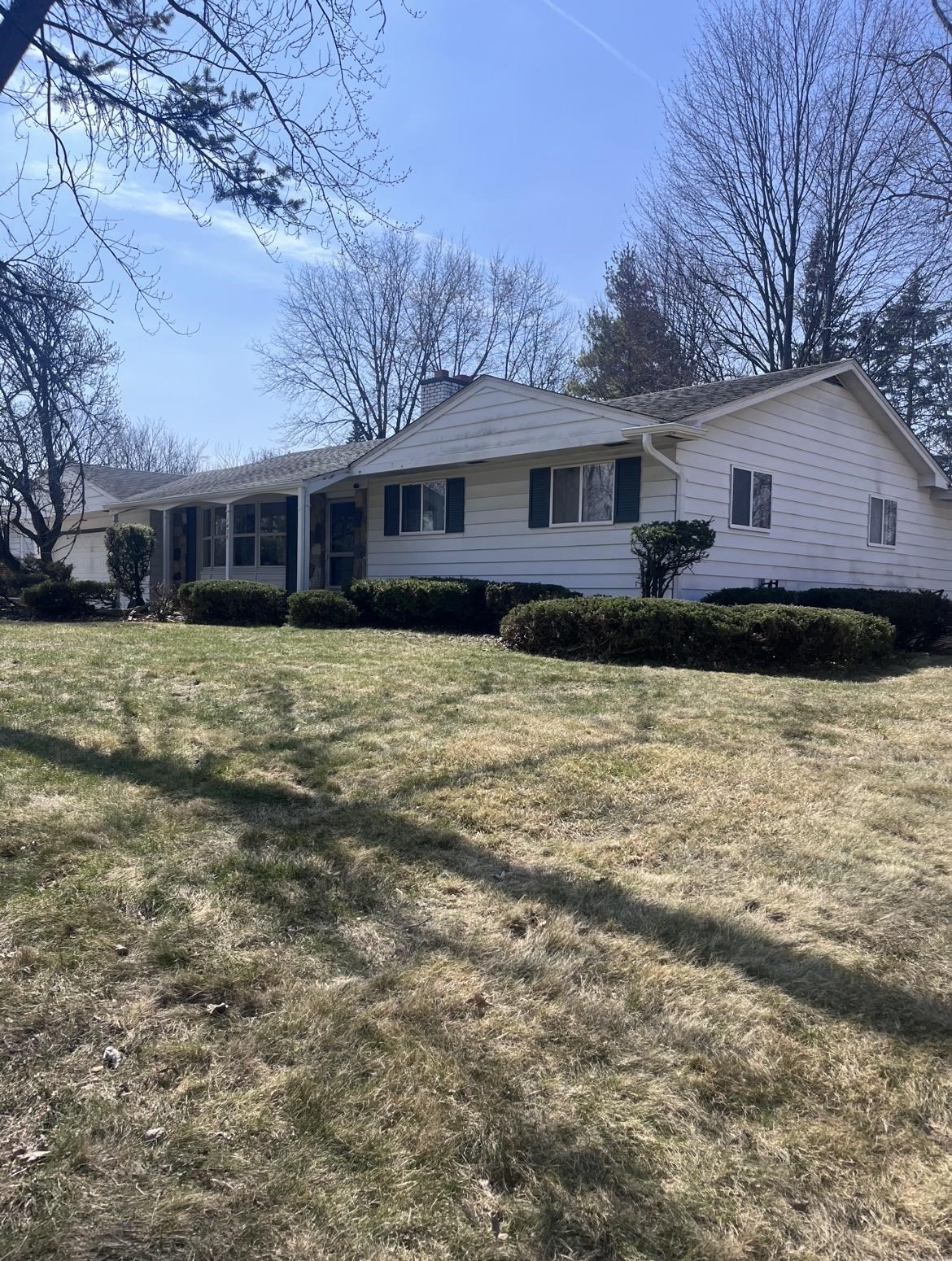 1435 Westerrace Drive, Flint, MI, 48532