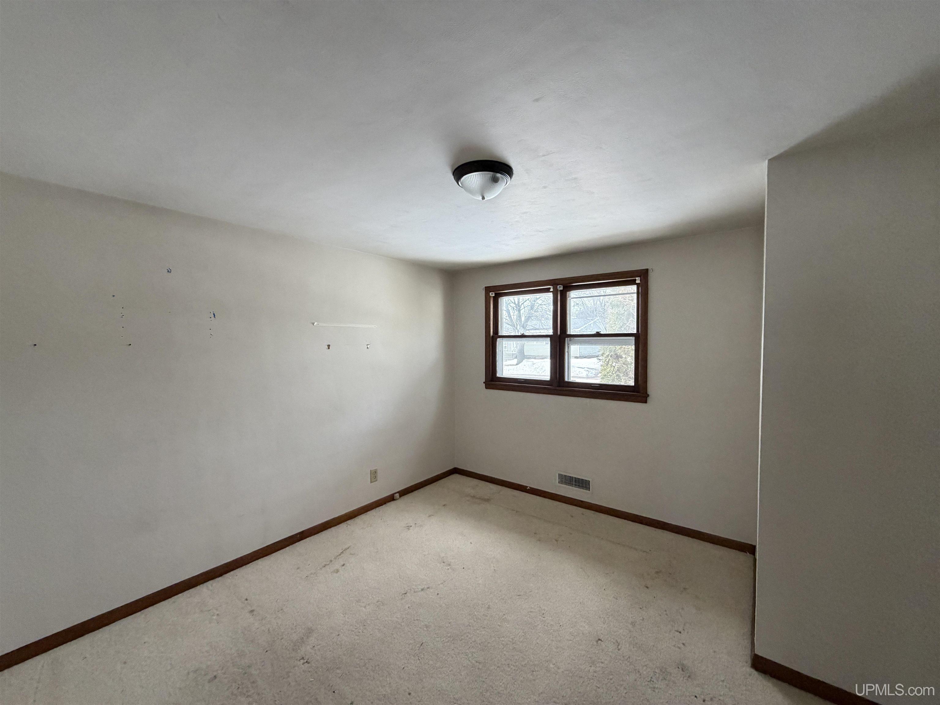 2100 14th Street, Menominee, MI, 49858