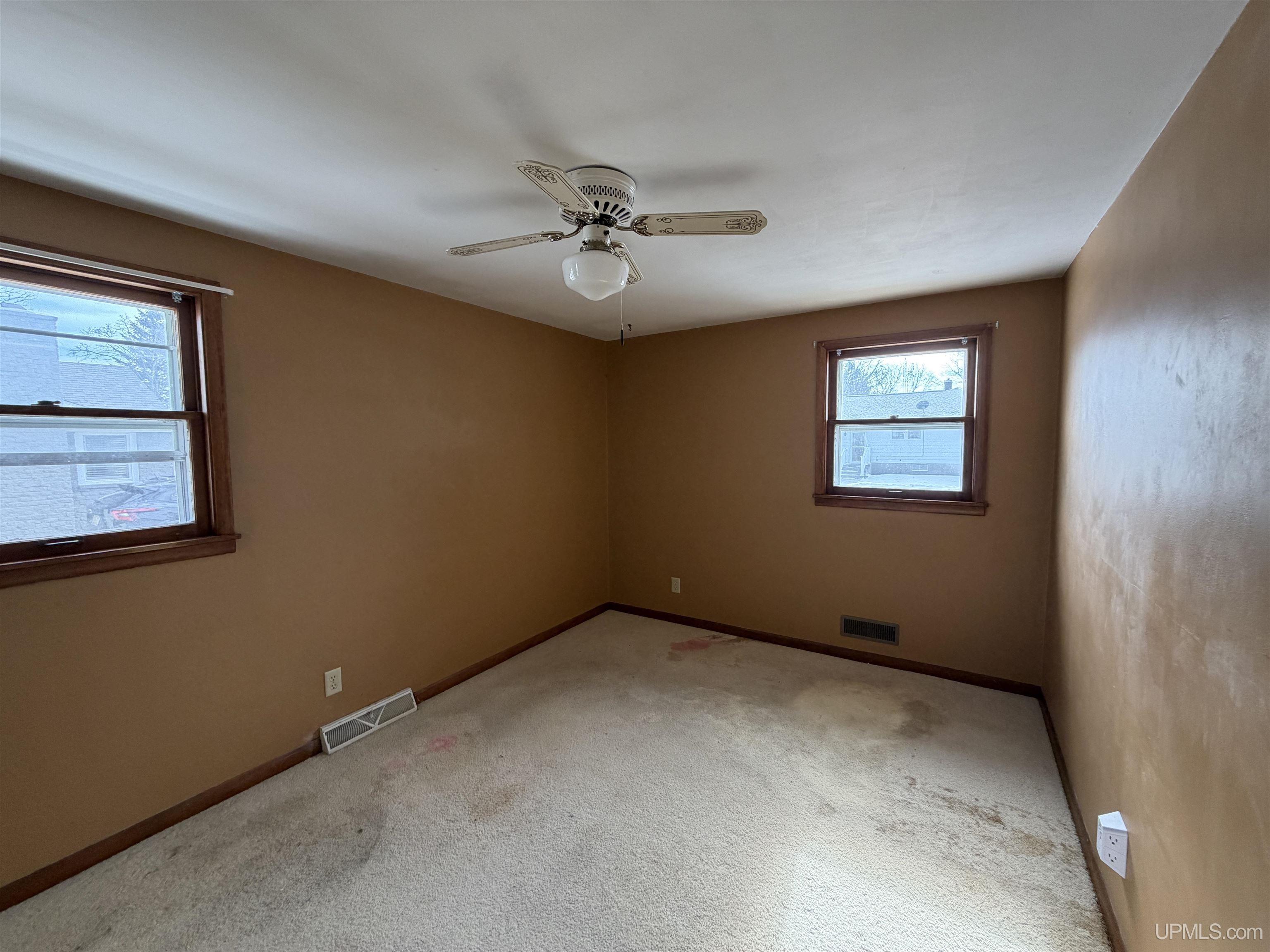 2100 14th Street, Menominee, MI, 49858