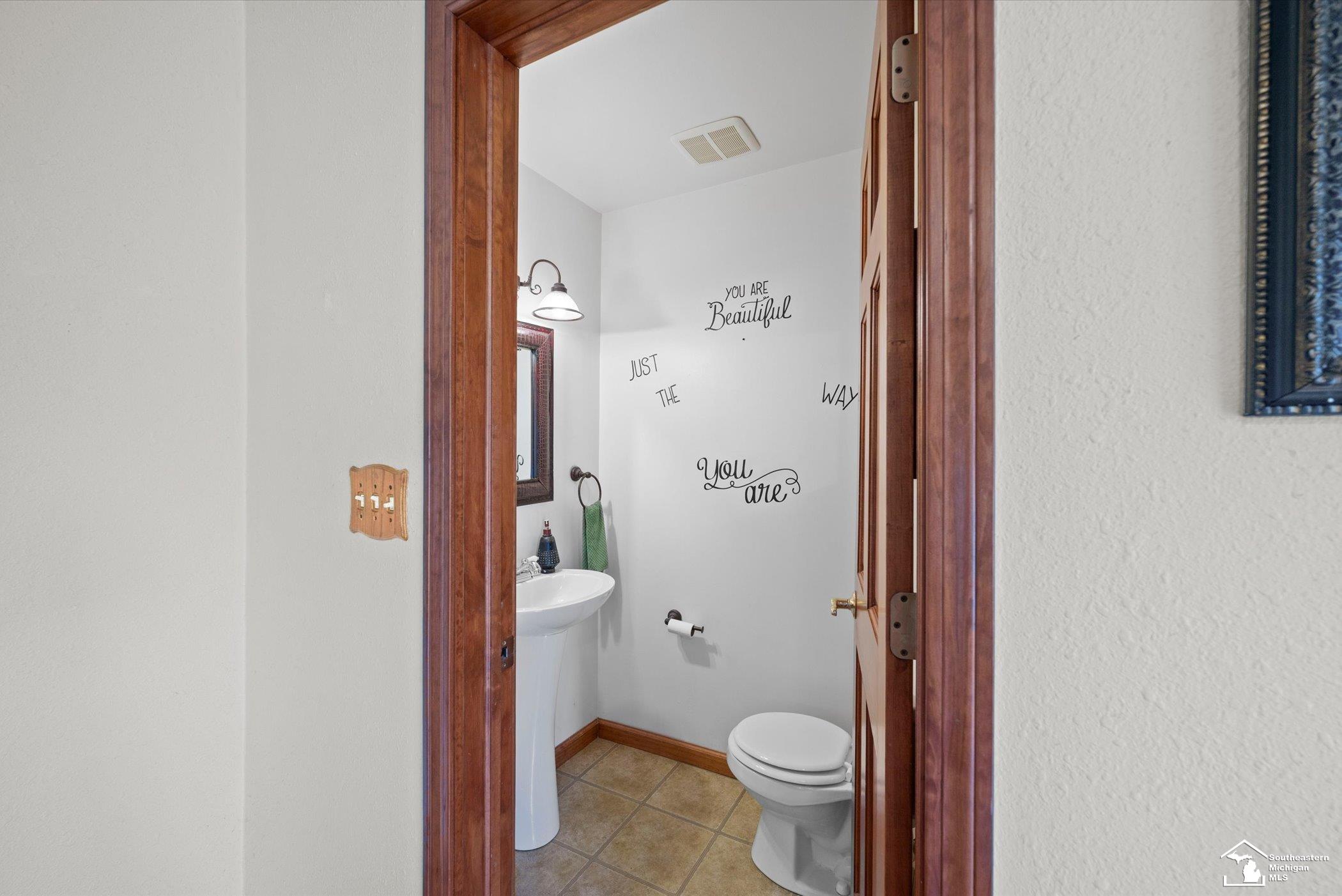 6925 Kirtwood Drive, Temperance, MI, 48182