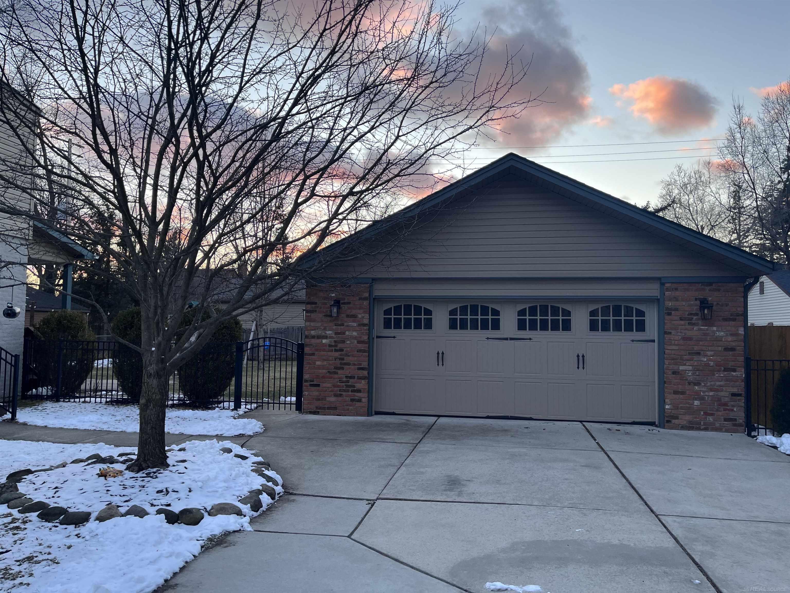 11325 Blackburn Street, Livonia, MI, 48150