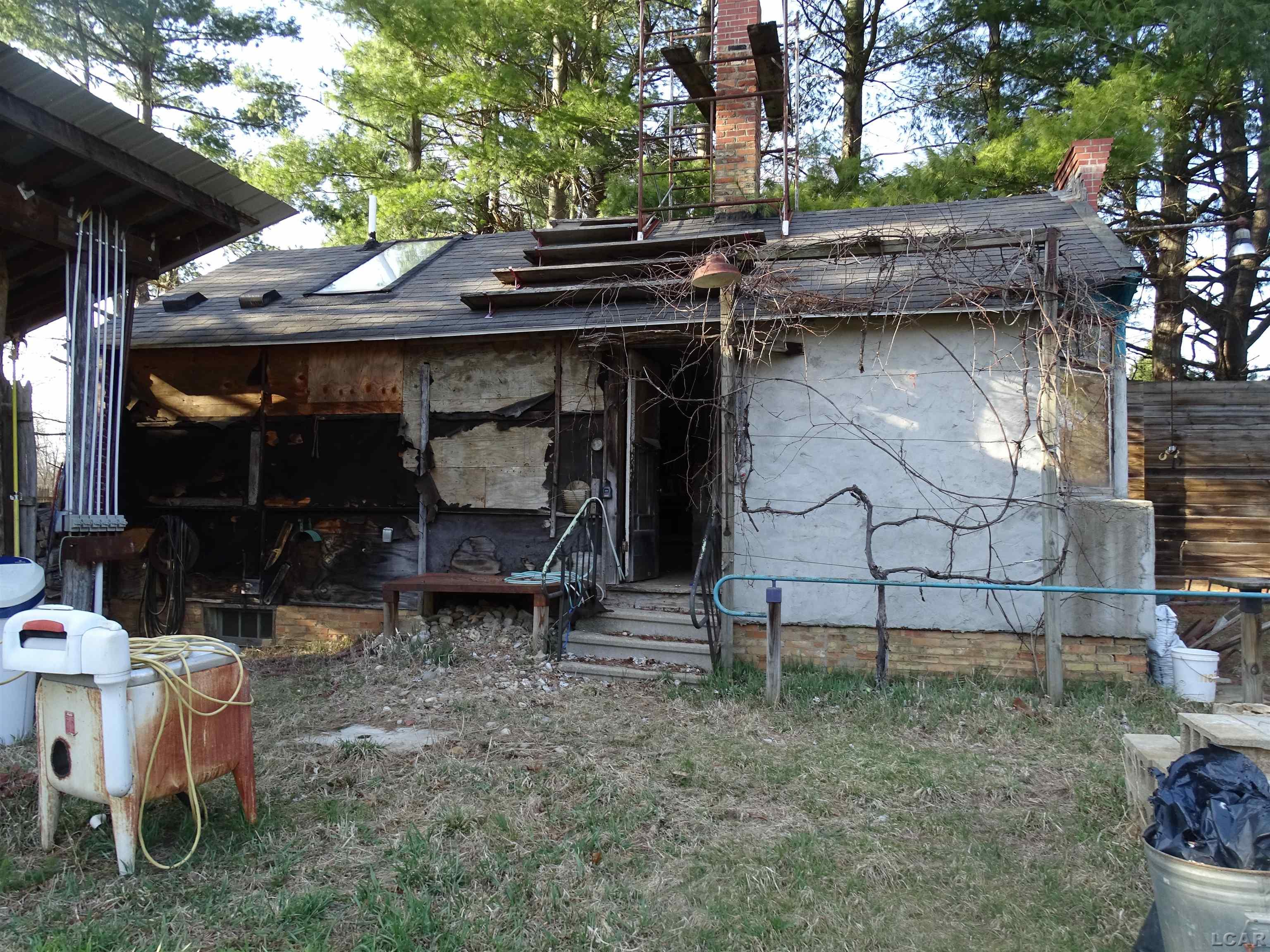 433 Coolbaugh Road, Jackson, MI, 49201-9153