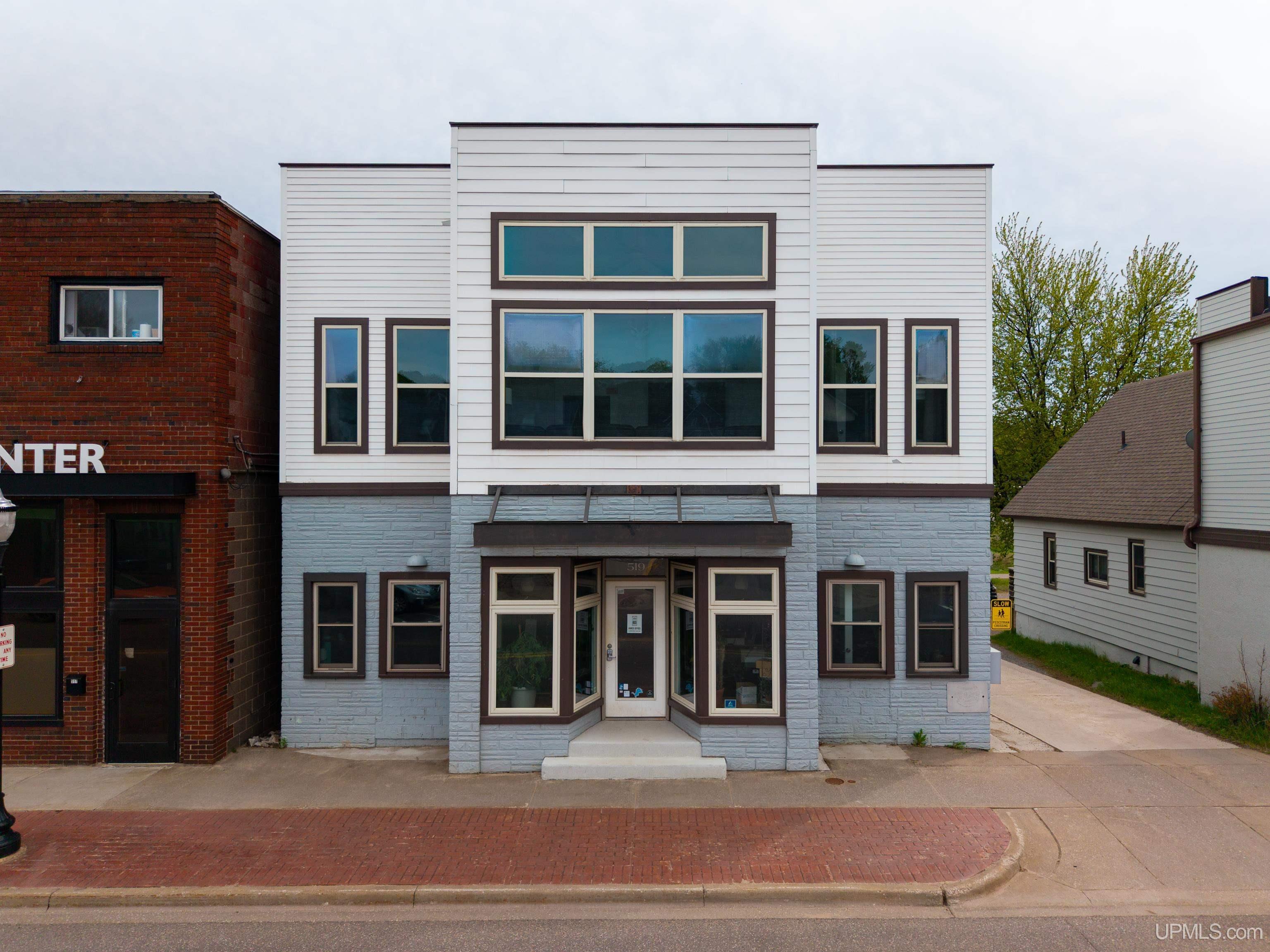 320 W Flint Street, Davison, MI, 48423 1060
