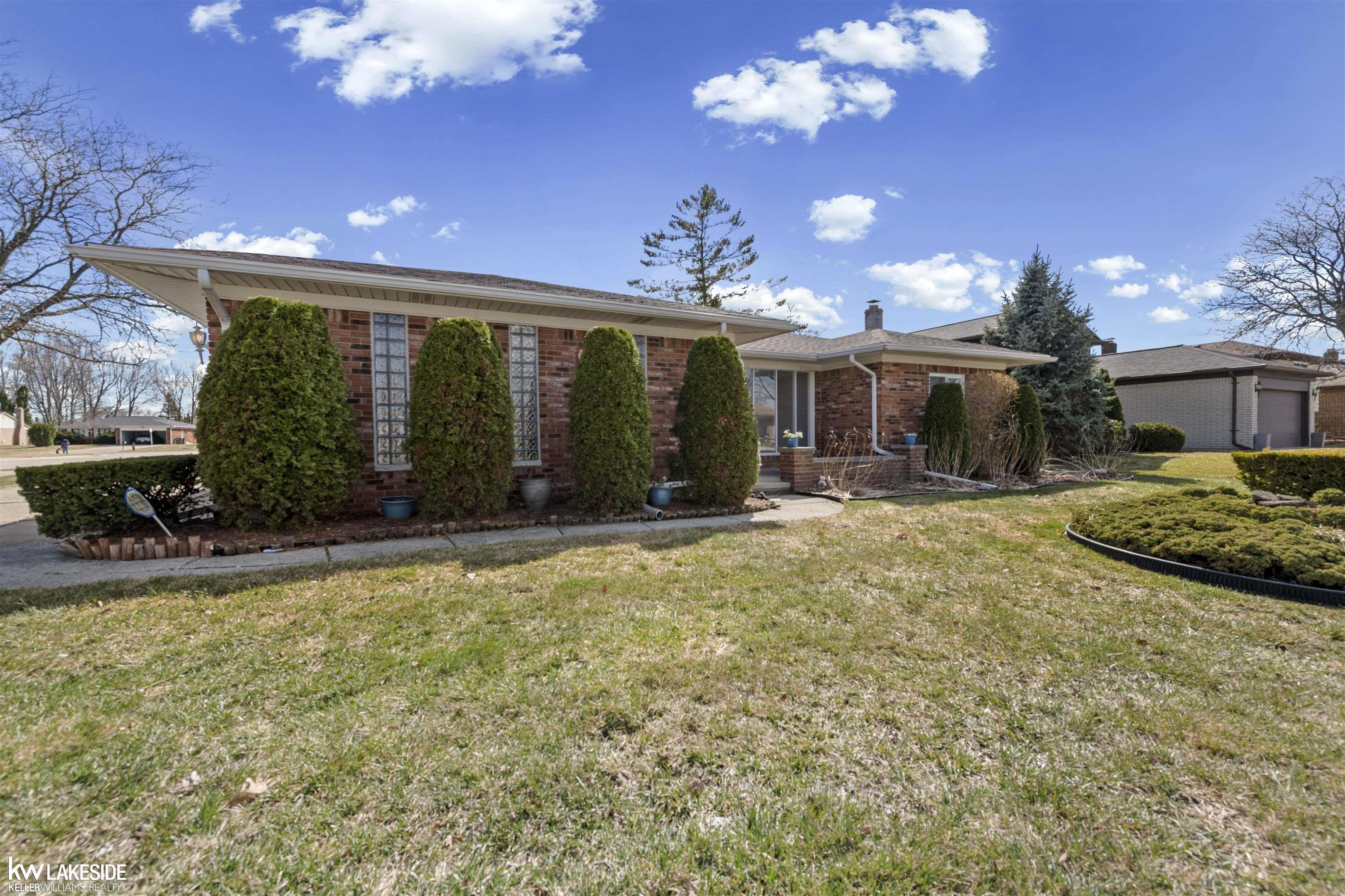 4786 Lucerne Drive, Sterling Heights, MI, 48310